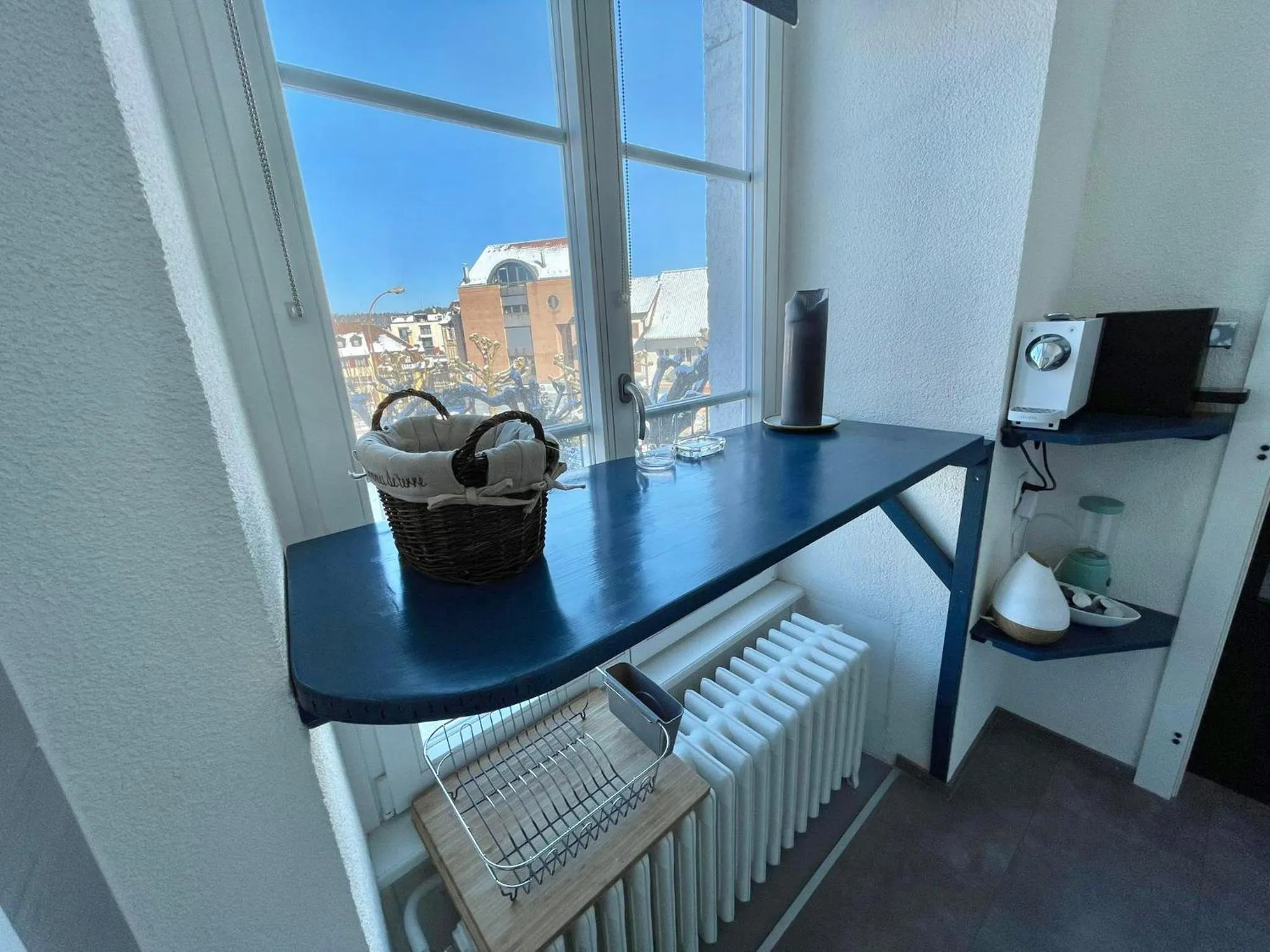 Kitchen or kitchenette in The 5 Continents I by Stay Swiss