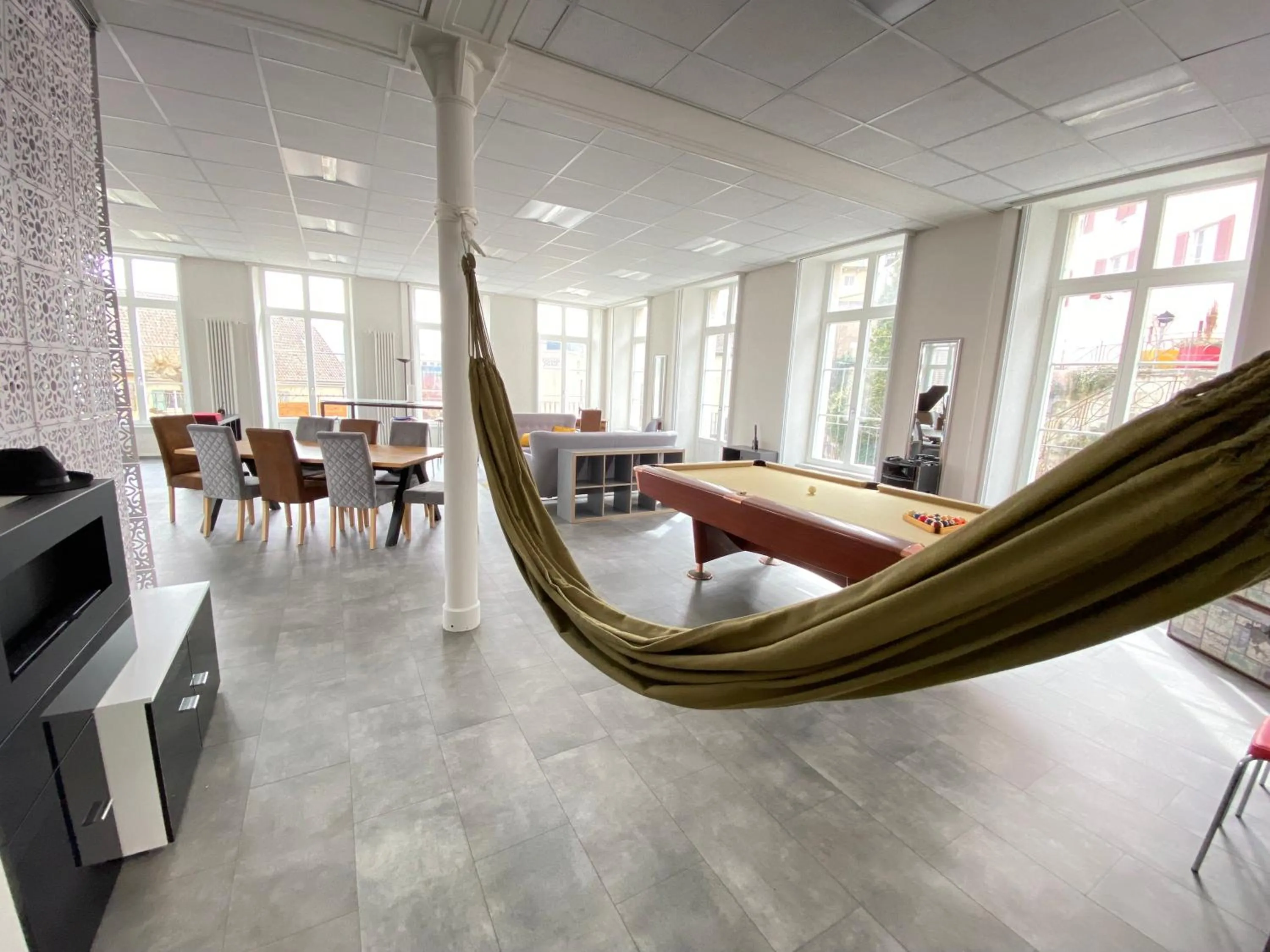 Lounge or bar in The 5 Continents I by Stay Swiss