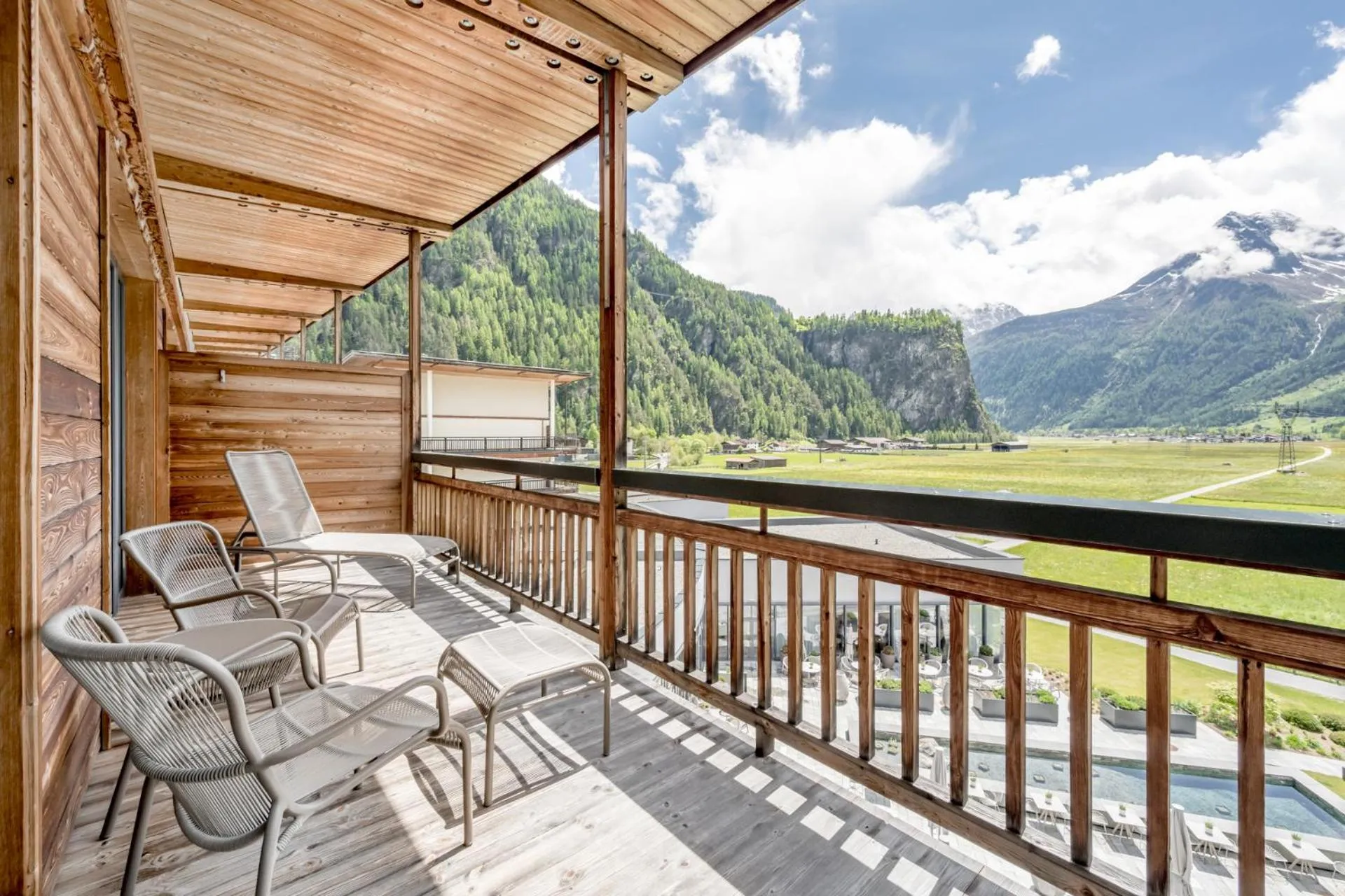 Aqua Dome 4 Sterne Superior Hotel & Tirol Therme Längenfeld