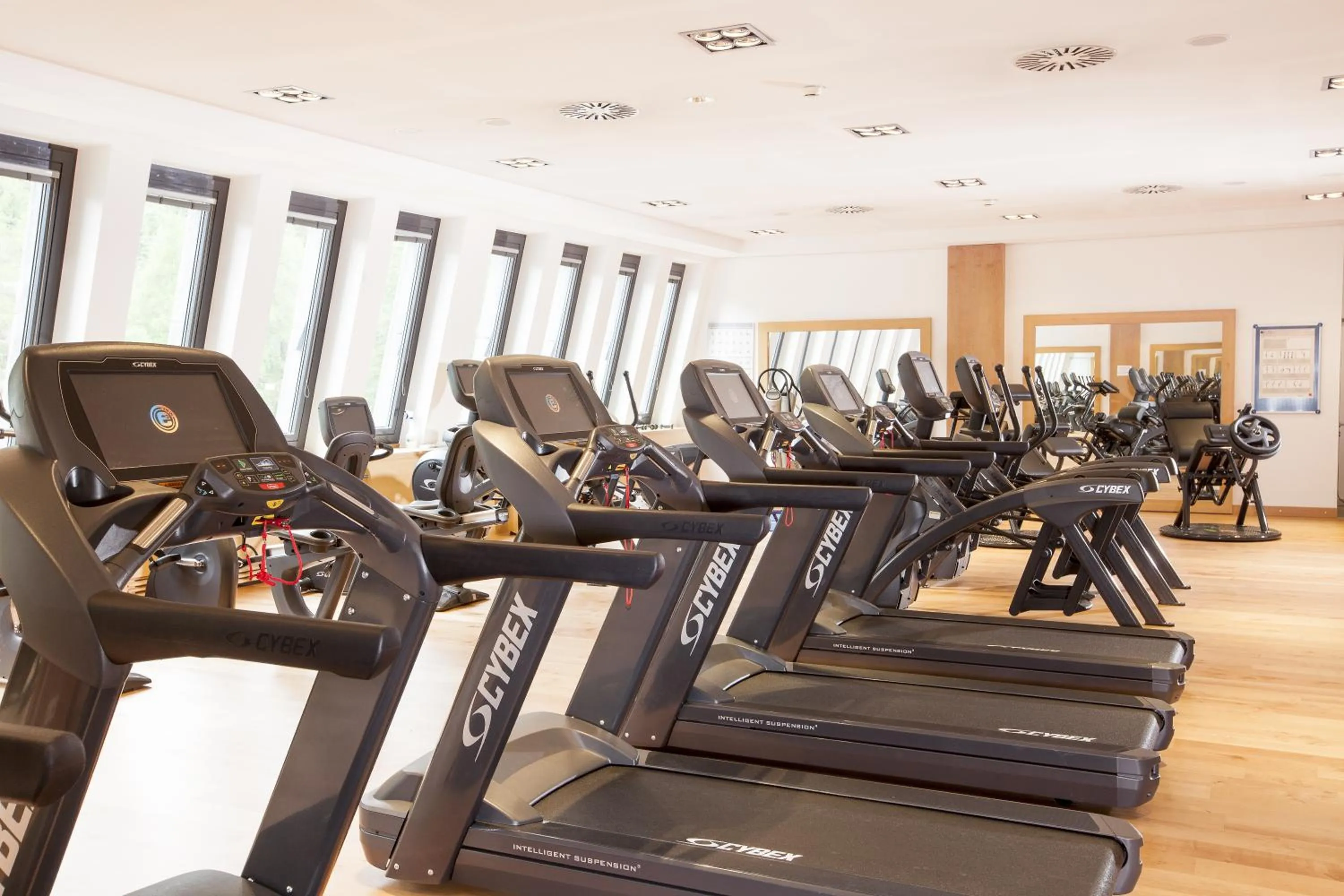 Fitness centre/facilities in Aqua Dome 4 Sterne Superior Hotel & Tirol Therme Längenfeld