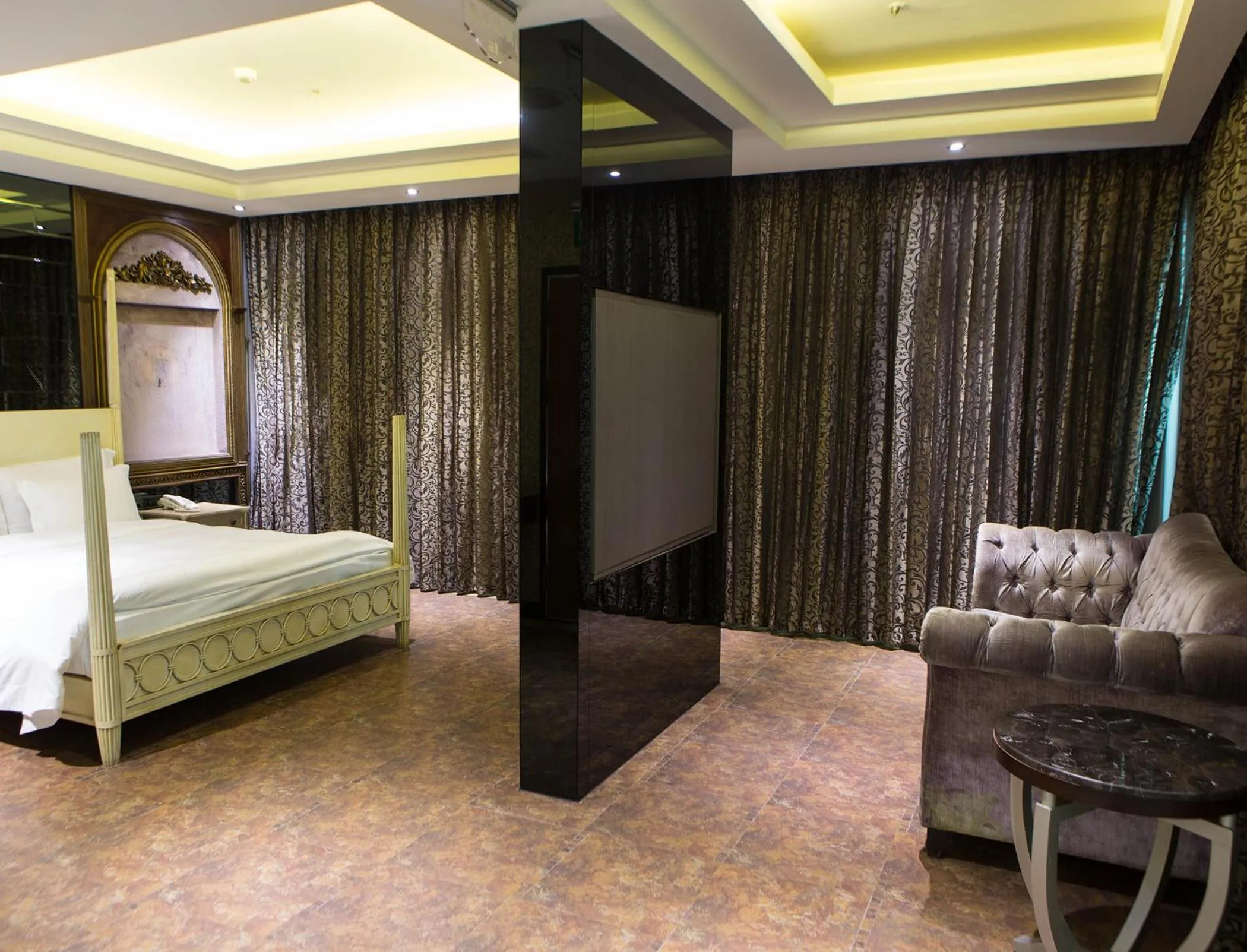 Bed in All-Ur Boutique Motel - KaoHsiung Branch