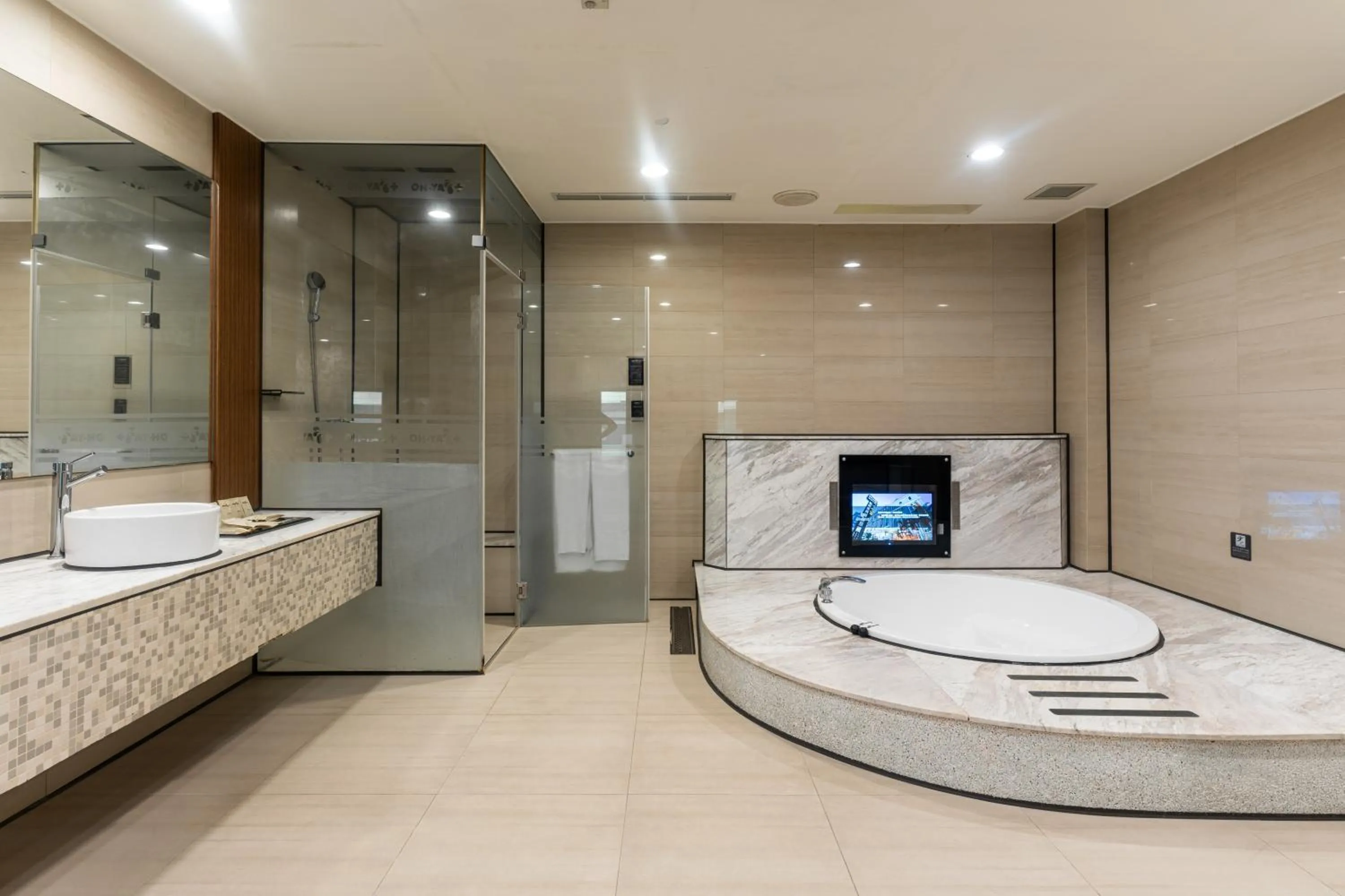 Shower in OHYA Chain Boutique Motel-Xinying