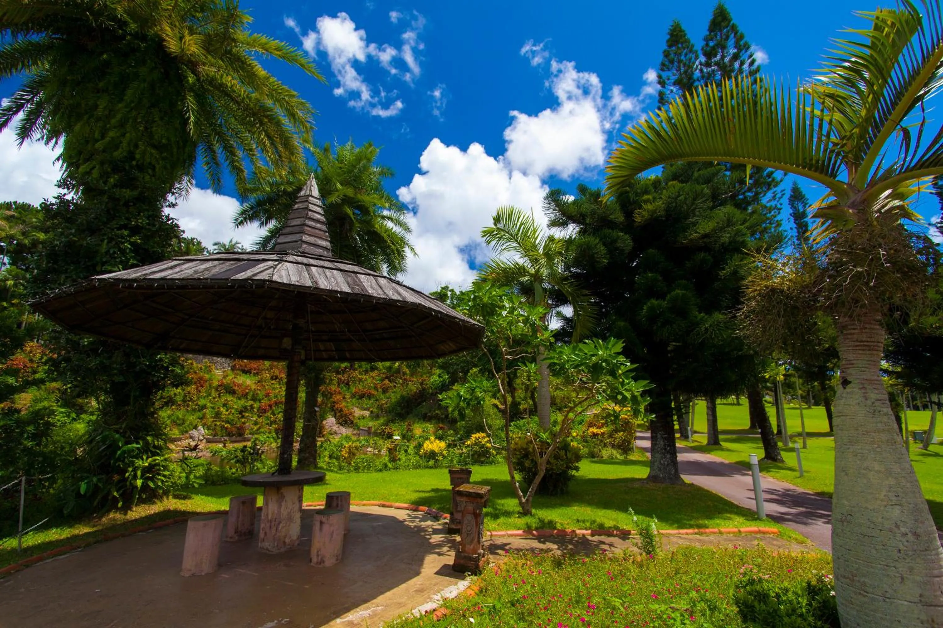 Nearby landmark in Nest Hotel Naha Kumoji