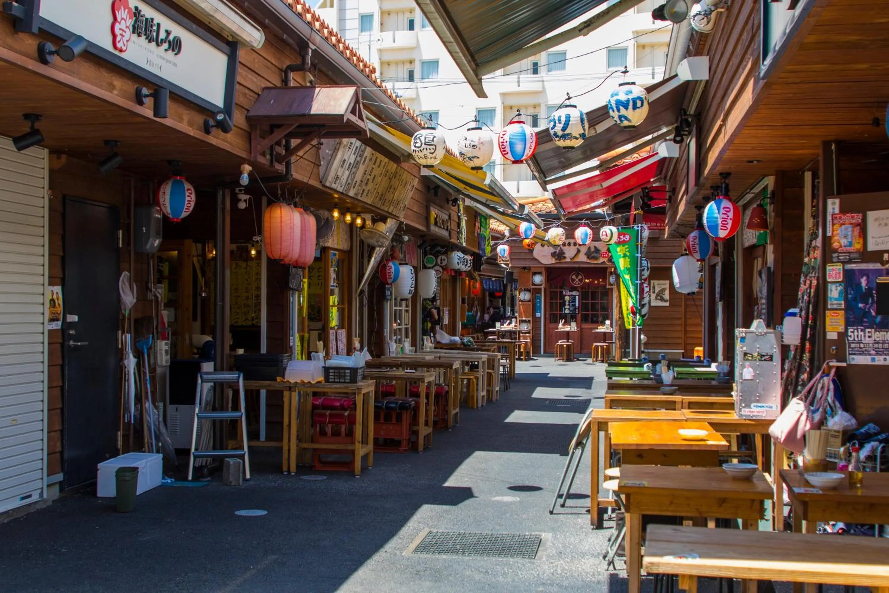 Nearby landmark in Nest Hotel Naha Kumoji