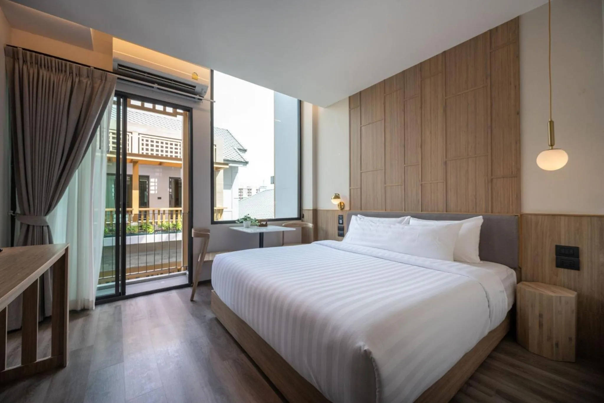 Bed in SHAN Villas Sukhumvit ฌานวิลล่า สุขุมวิท