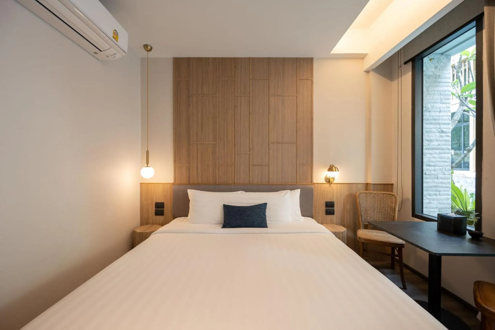 Bed in SHAN Villas Sukhumvit ฌานวิลล่า สุขุมวิท