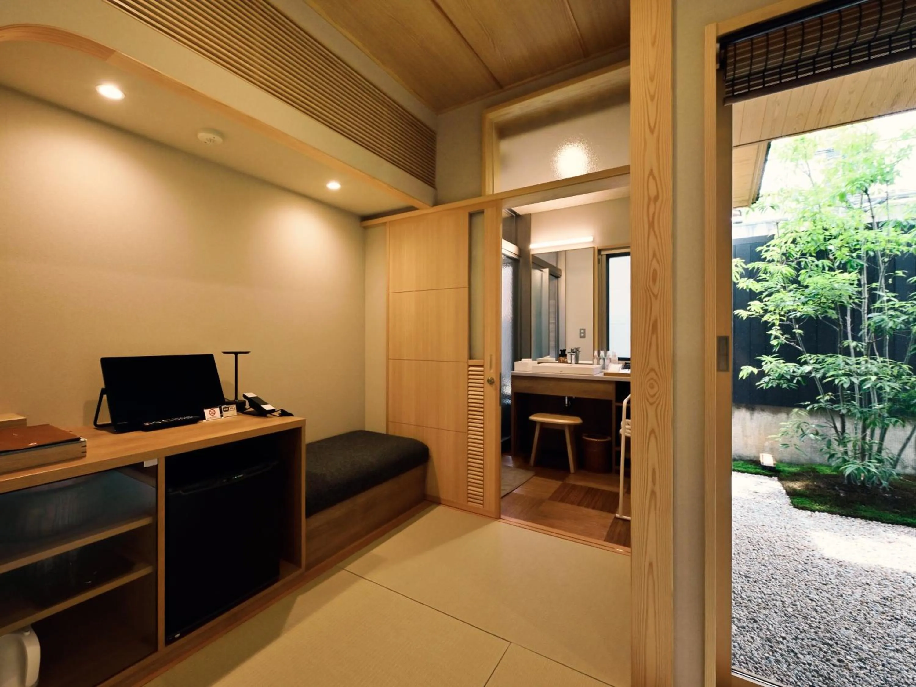 hair dresser in Beniya