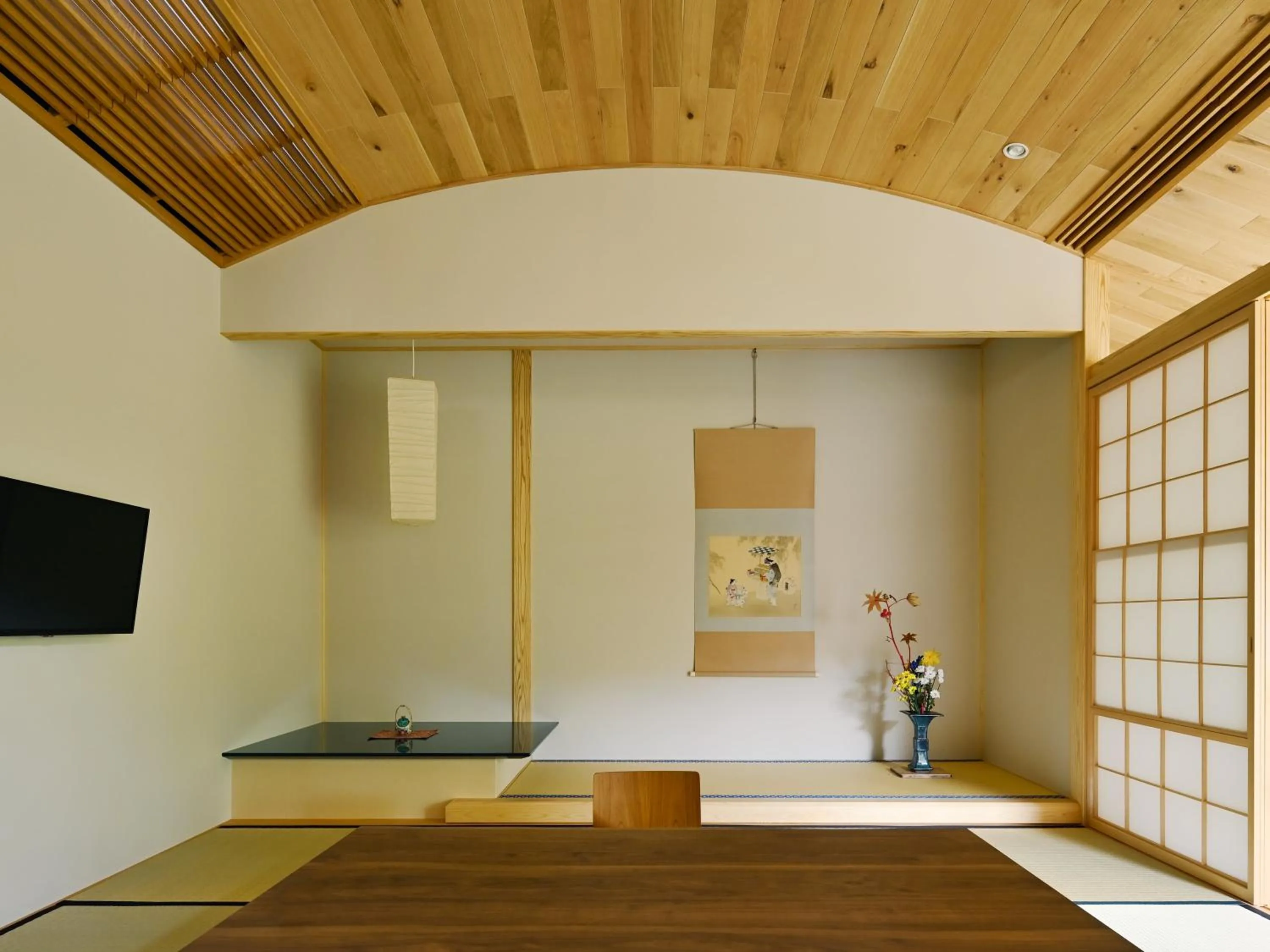 Photo of the whole room in Beniya