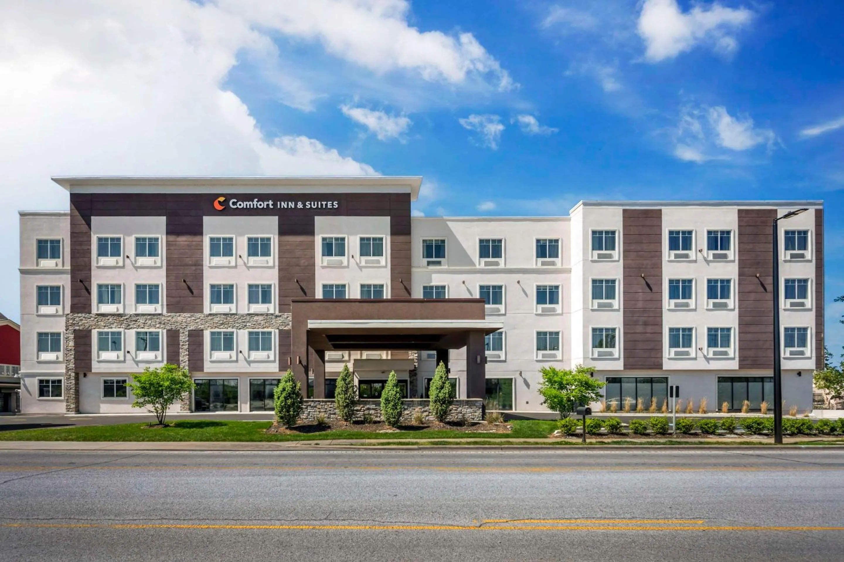 Property building in Comfort Inn & Suites Clarksville - Louisville North