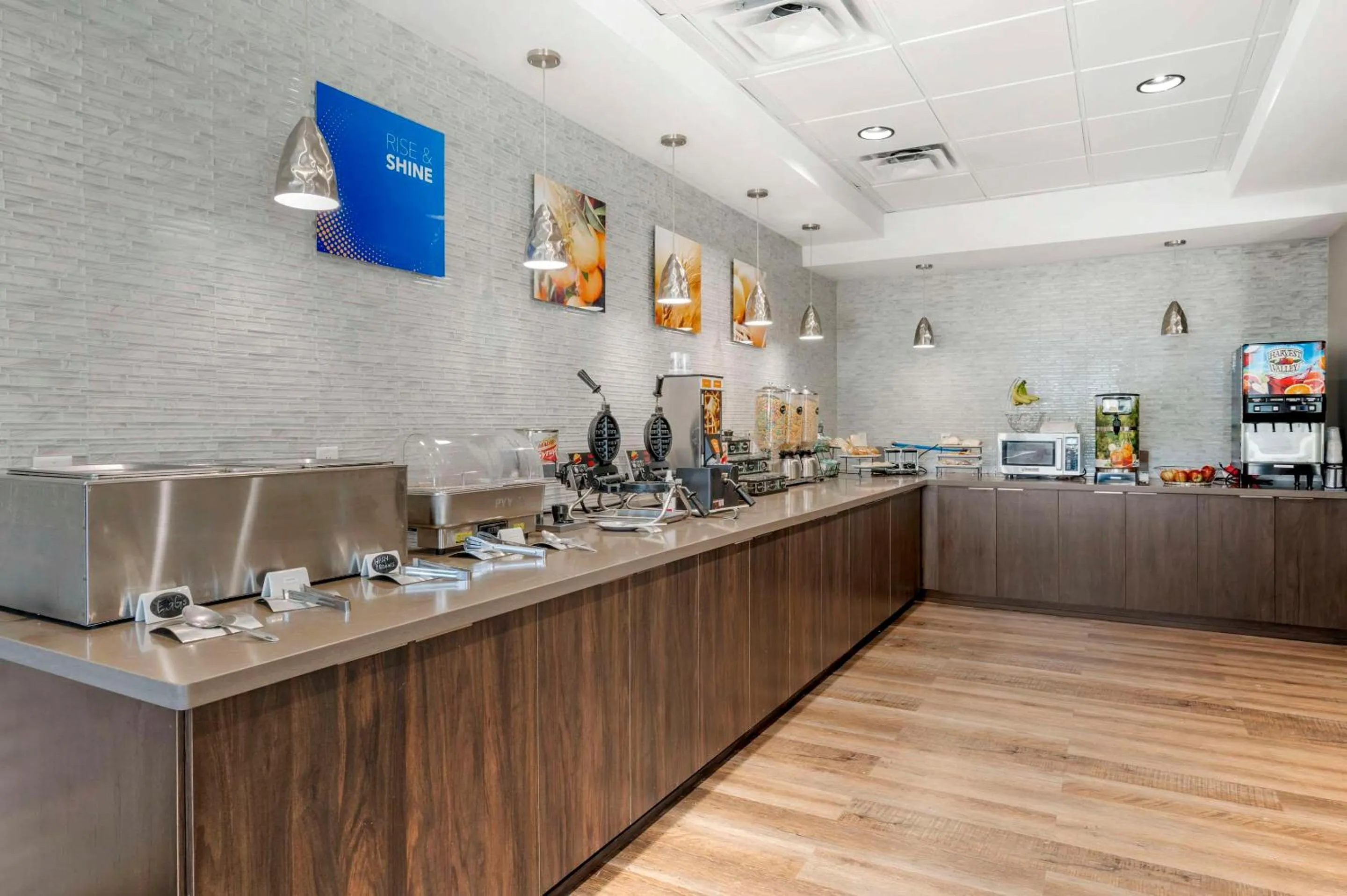 Breakfast in Comfort Inn & Suites Clarksville - Louisville North