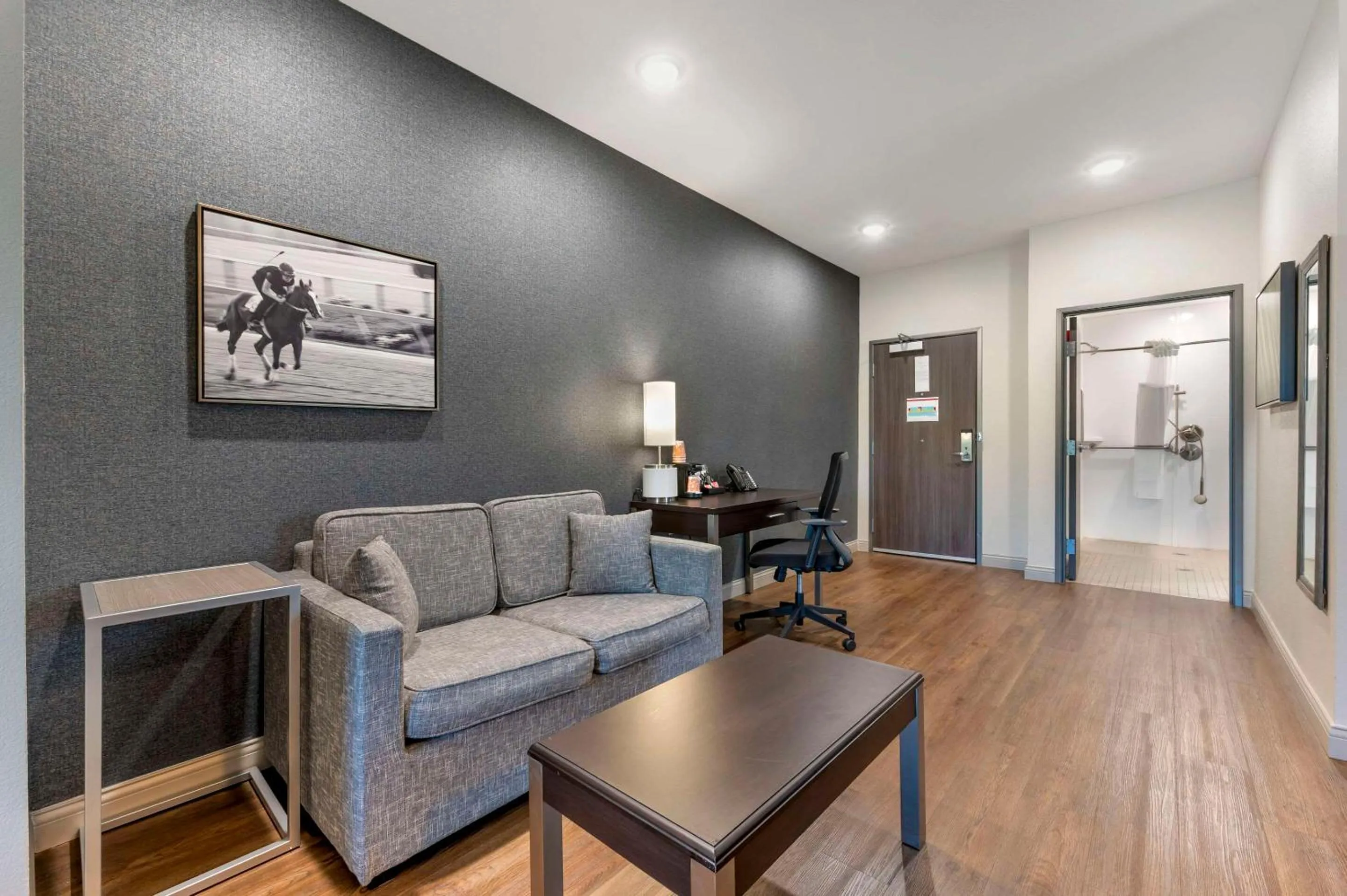 Bedroom in Comfort Inn & Suites Clarksville - Louisville North