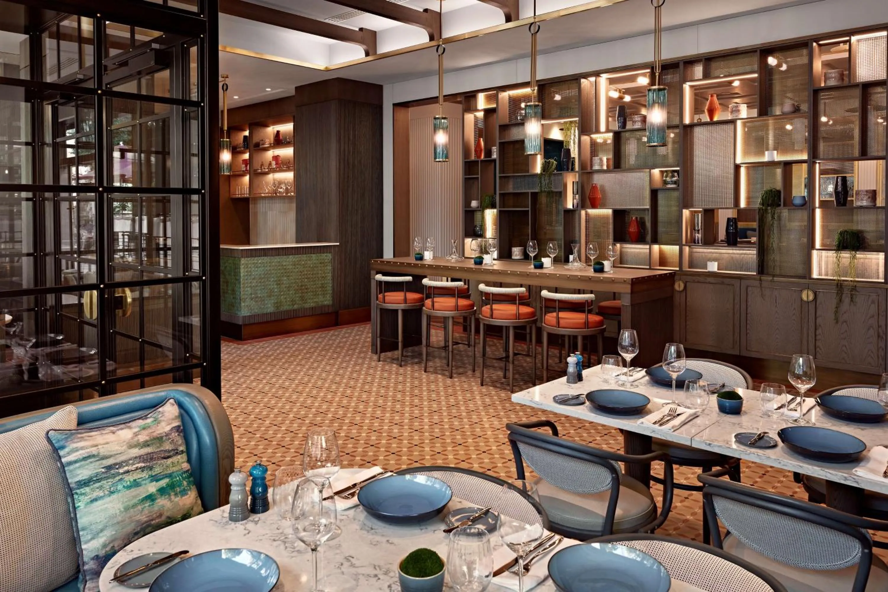 Restaurant/places to eat in Hilton Vienna Park