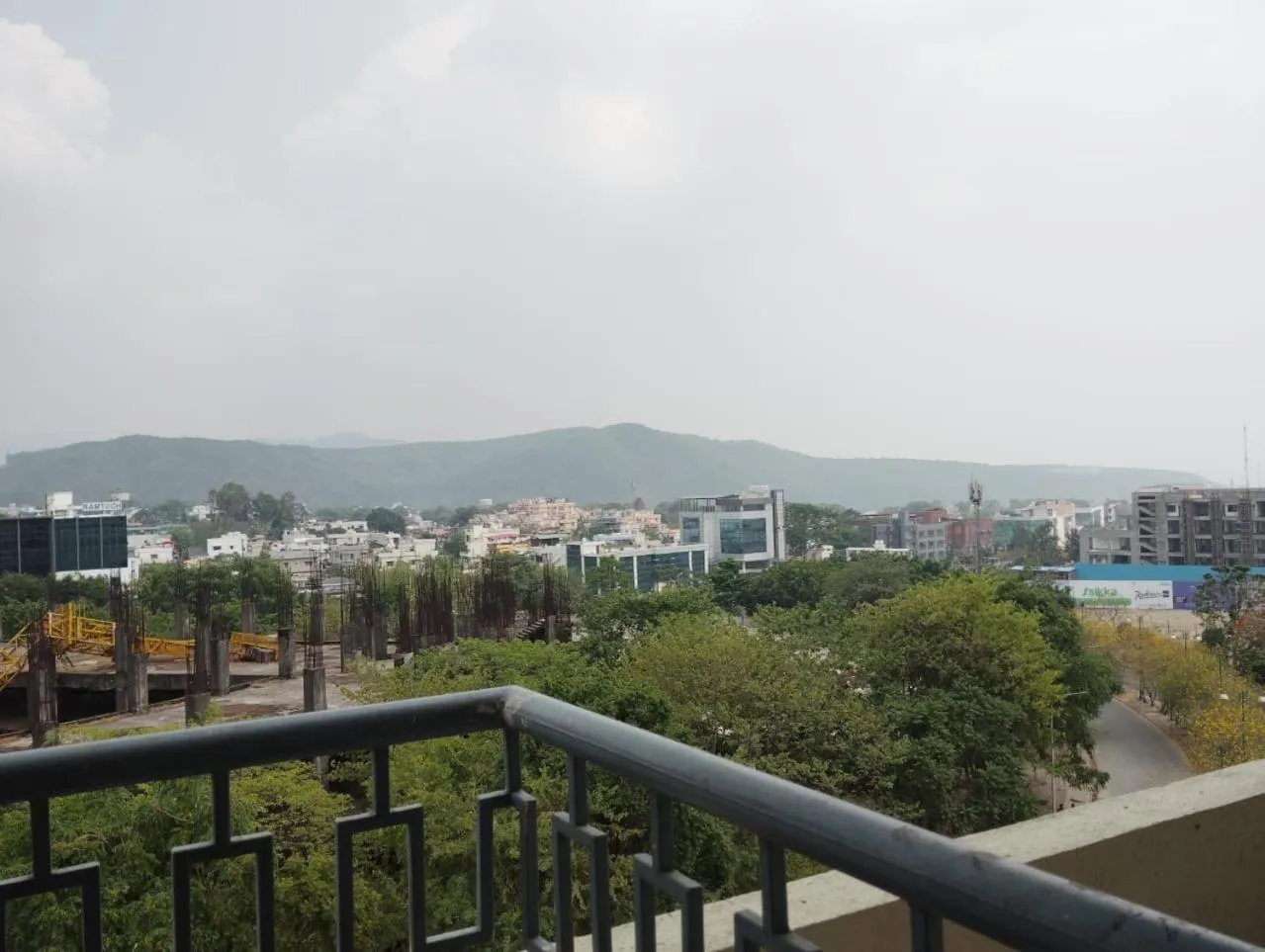 City view in Hotel Livbox