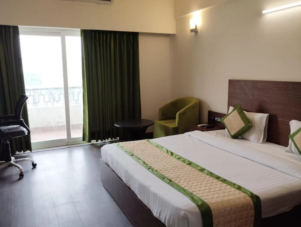 Bedroom, Bed in Hotel Livbox