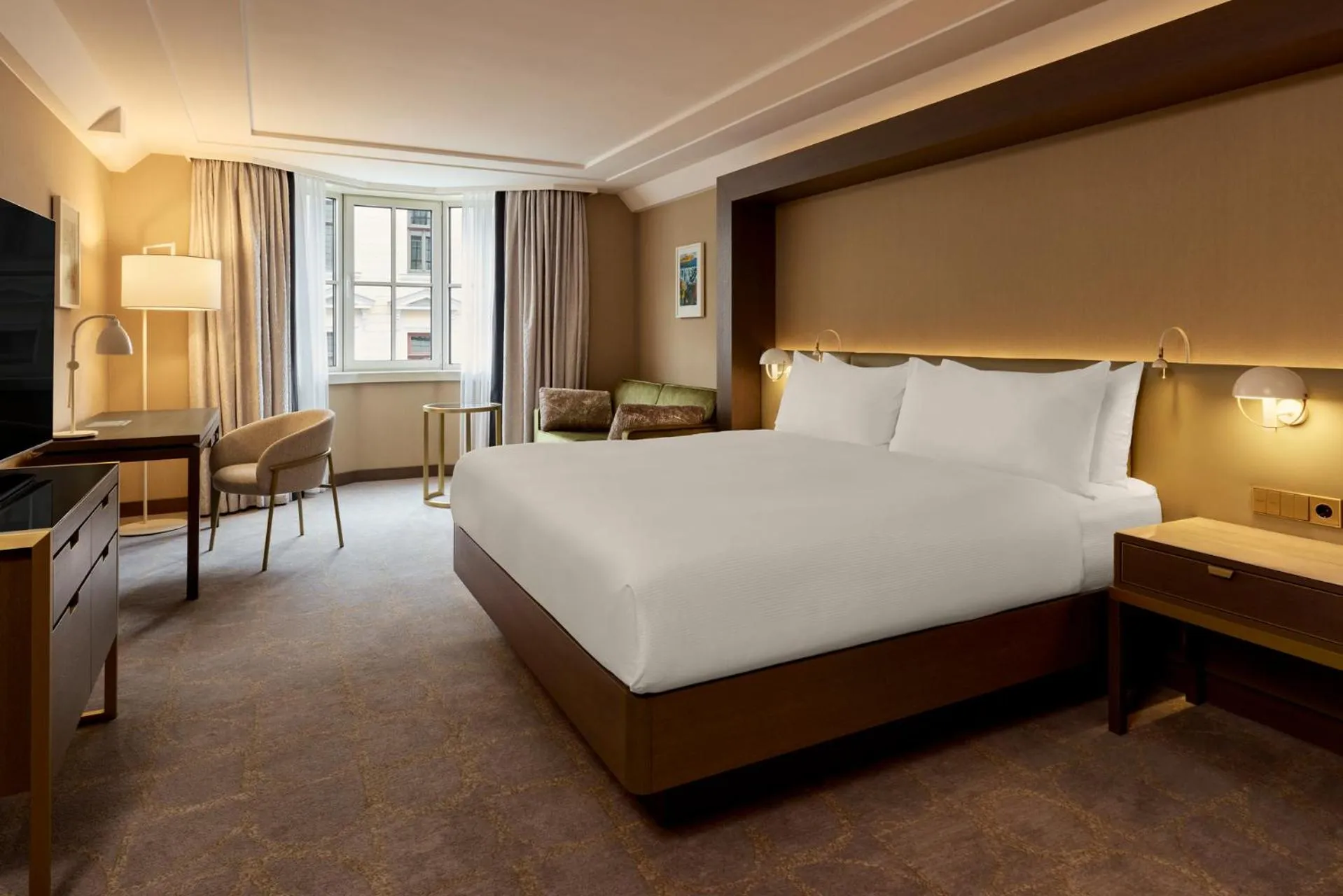 TV and multimedia, Bed in Hilton Vienna Plaza