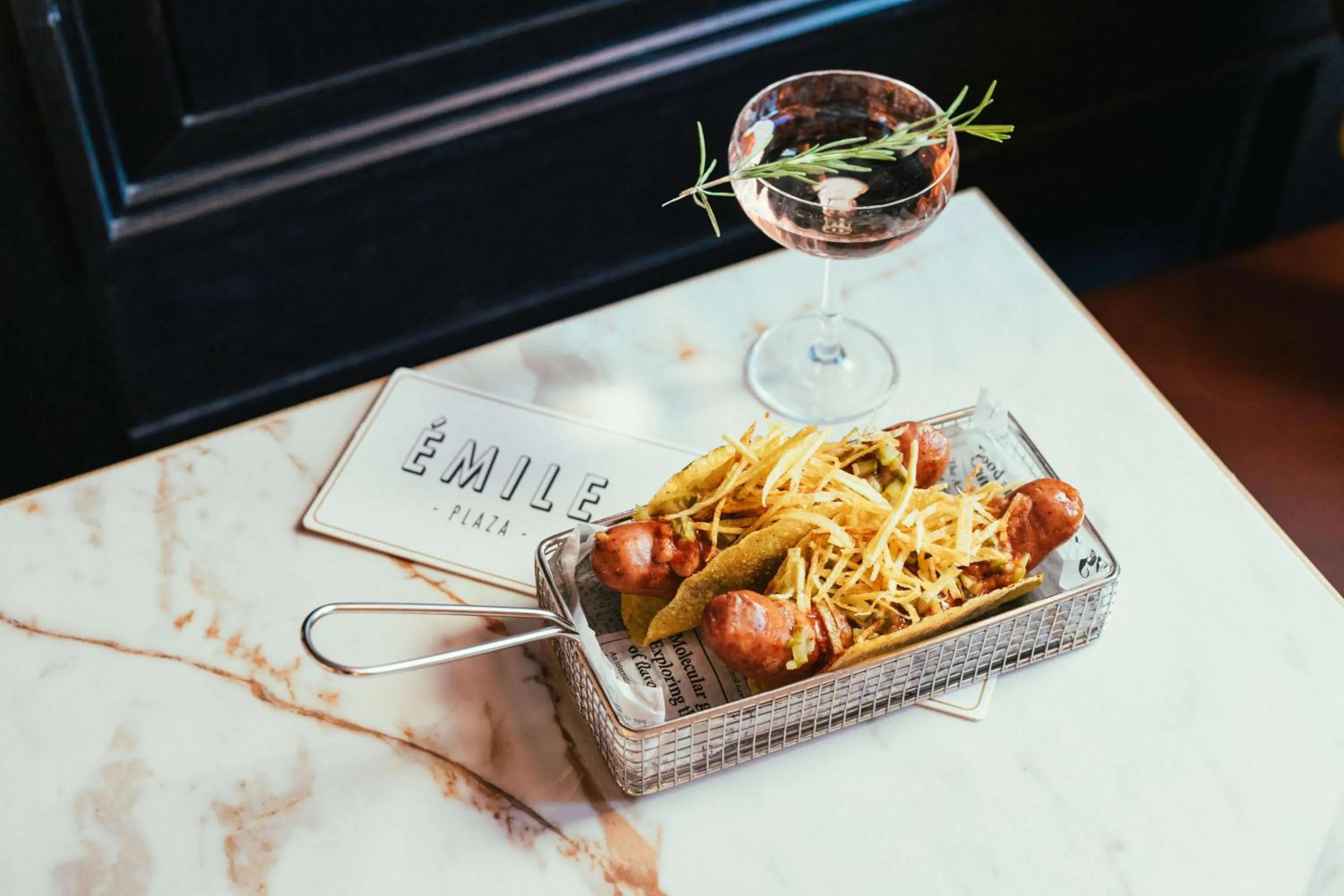 Lounge or bar in Hilton Vienna Plaza