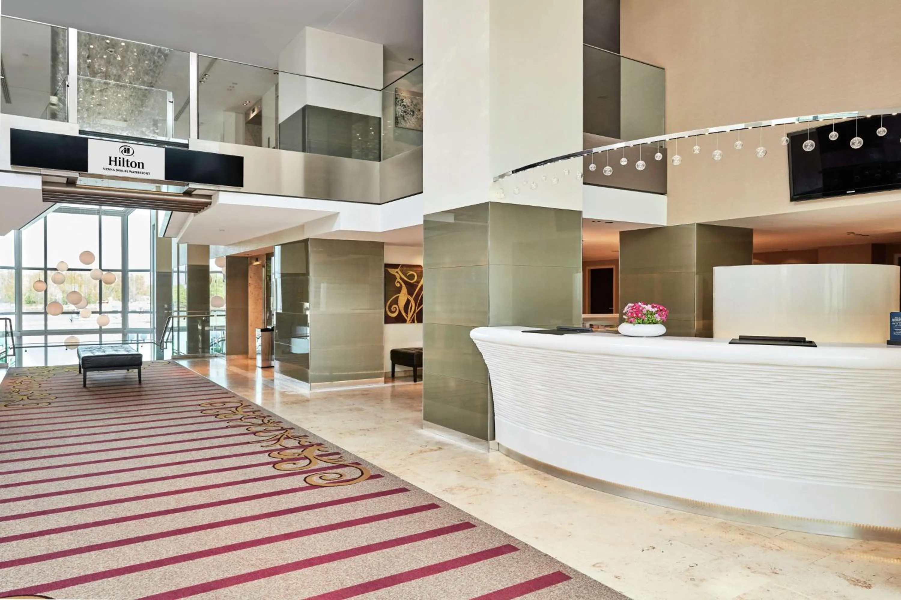 Lobby or reception in Hilton Vienna Waterfront