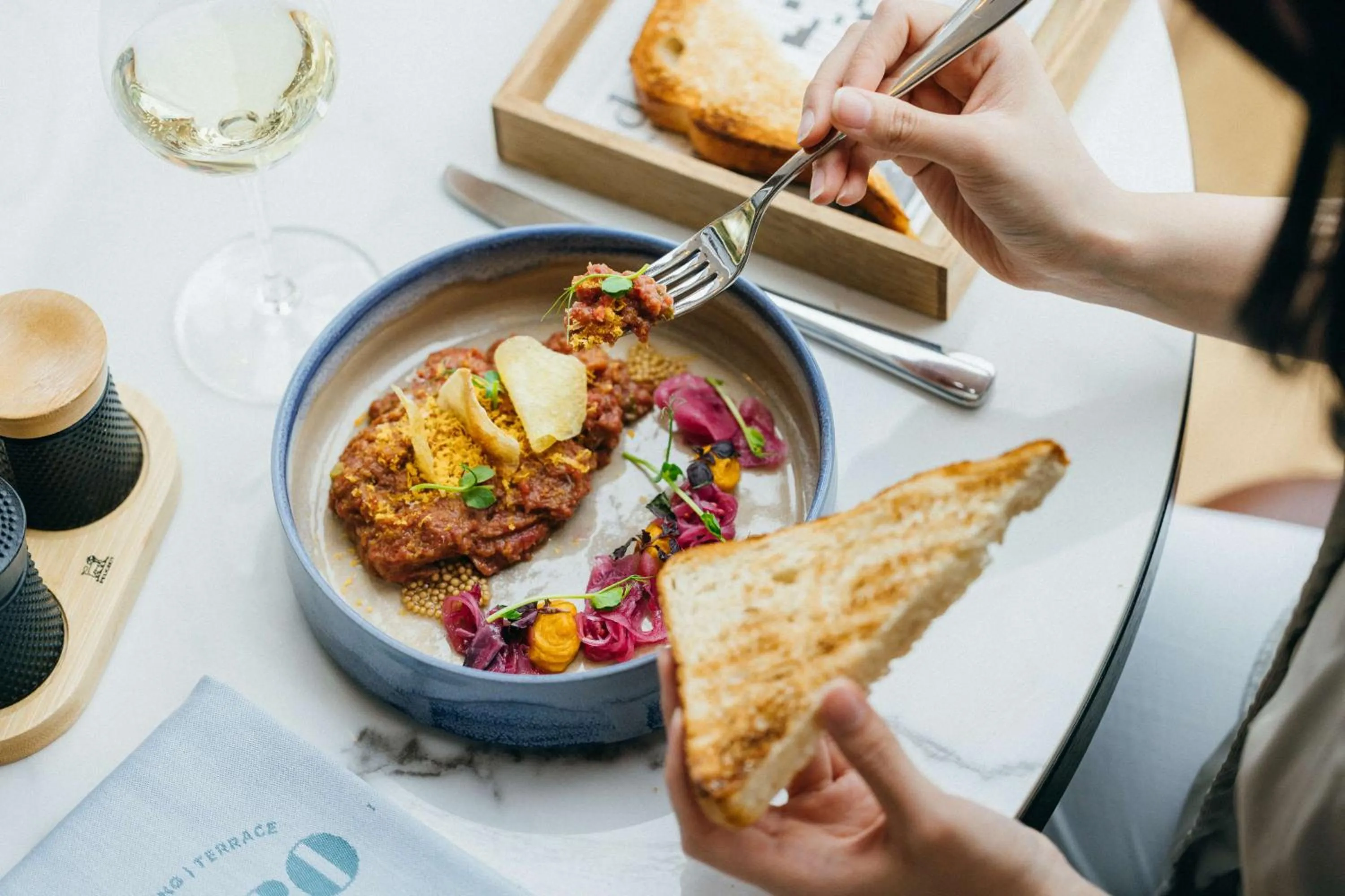 Restaurant/places to eat in Hilton Vienna Waterfront