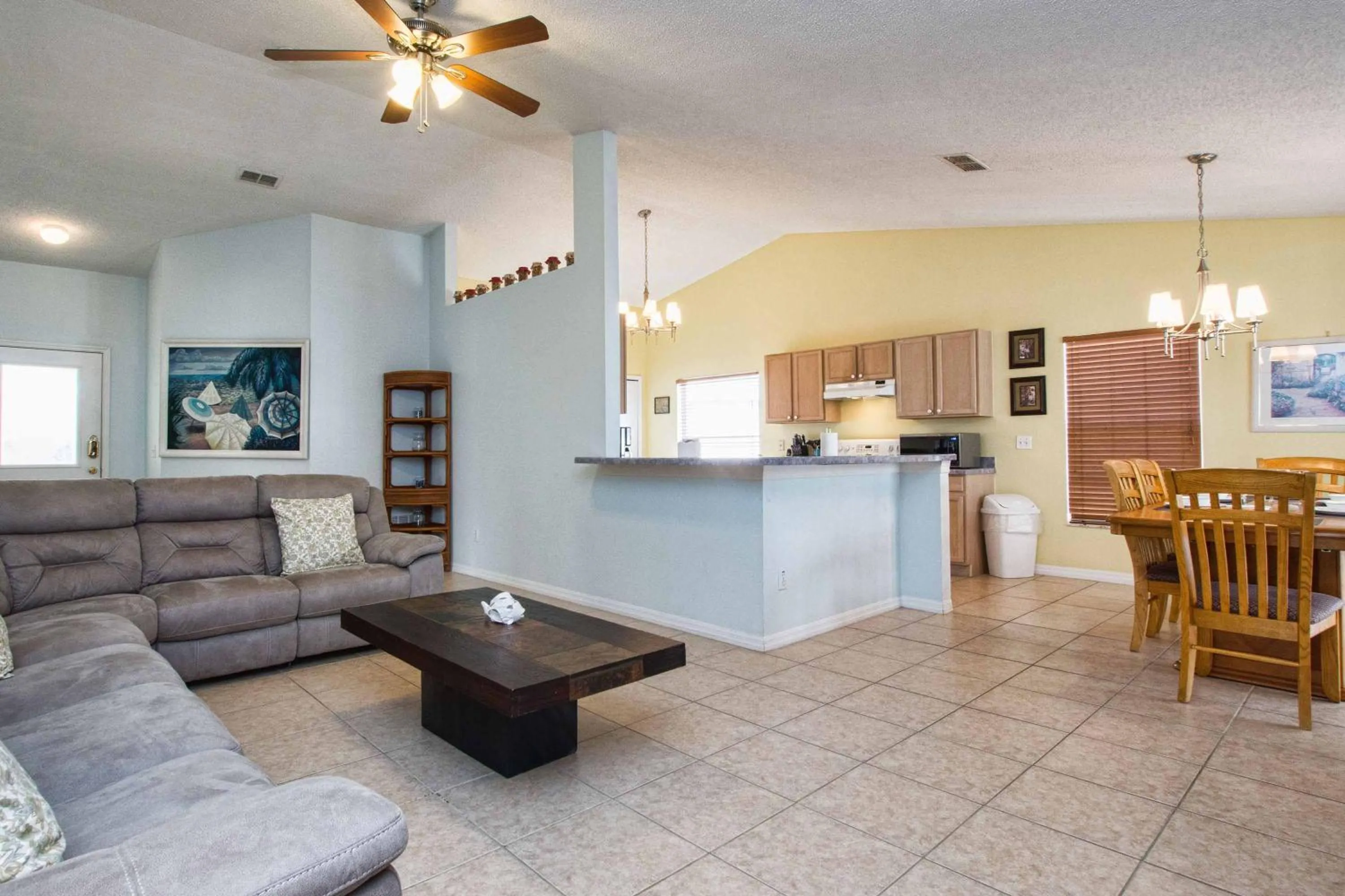 Property building in Indian Ridge- 4 Bedroom Pool Home- 2405Ir