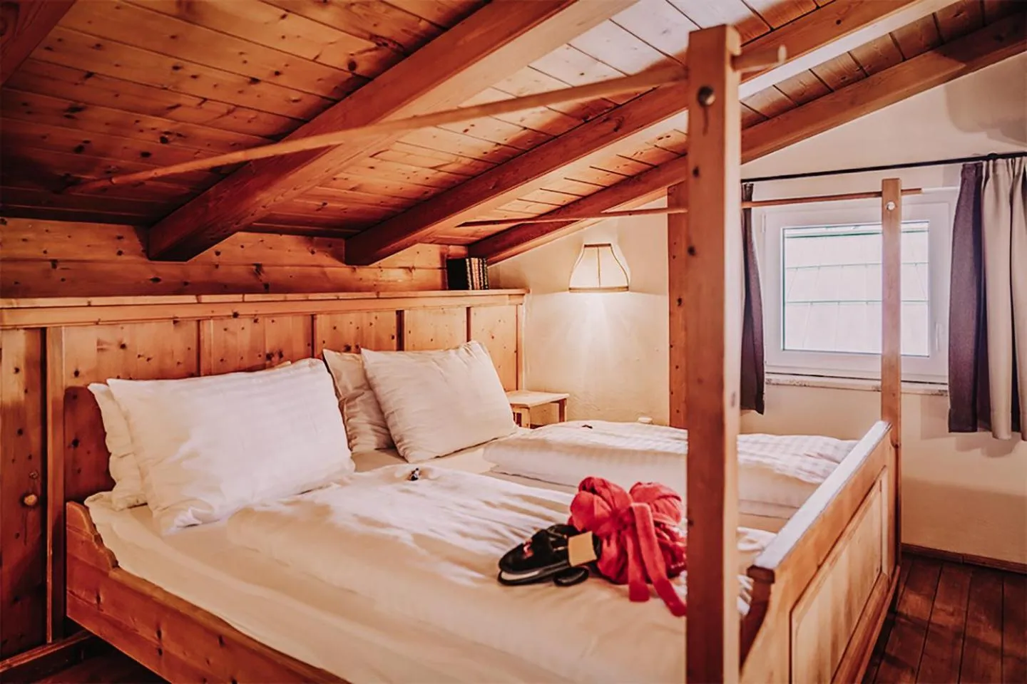 Bedroom, Bed in Hotel Glücksschmiede - Hinterglemm