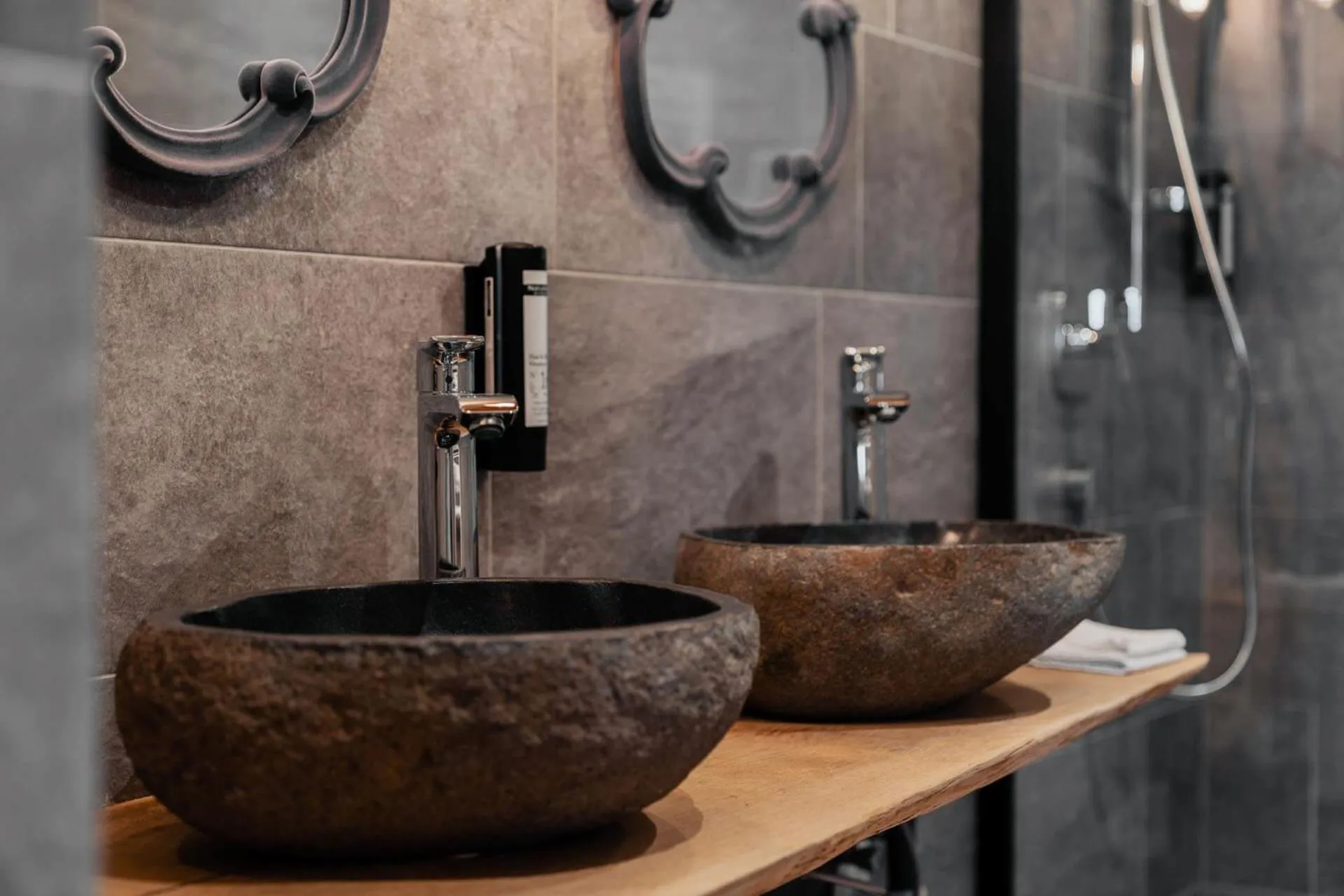 Bathroom in Hotel Glücksschmiede - Hinterglemm