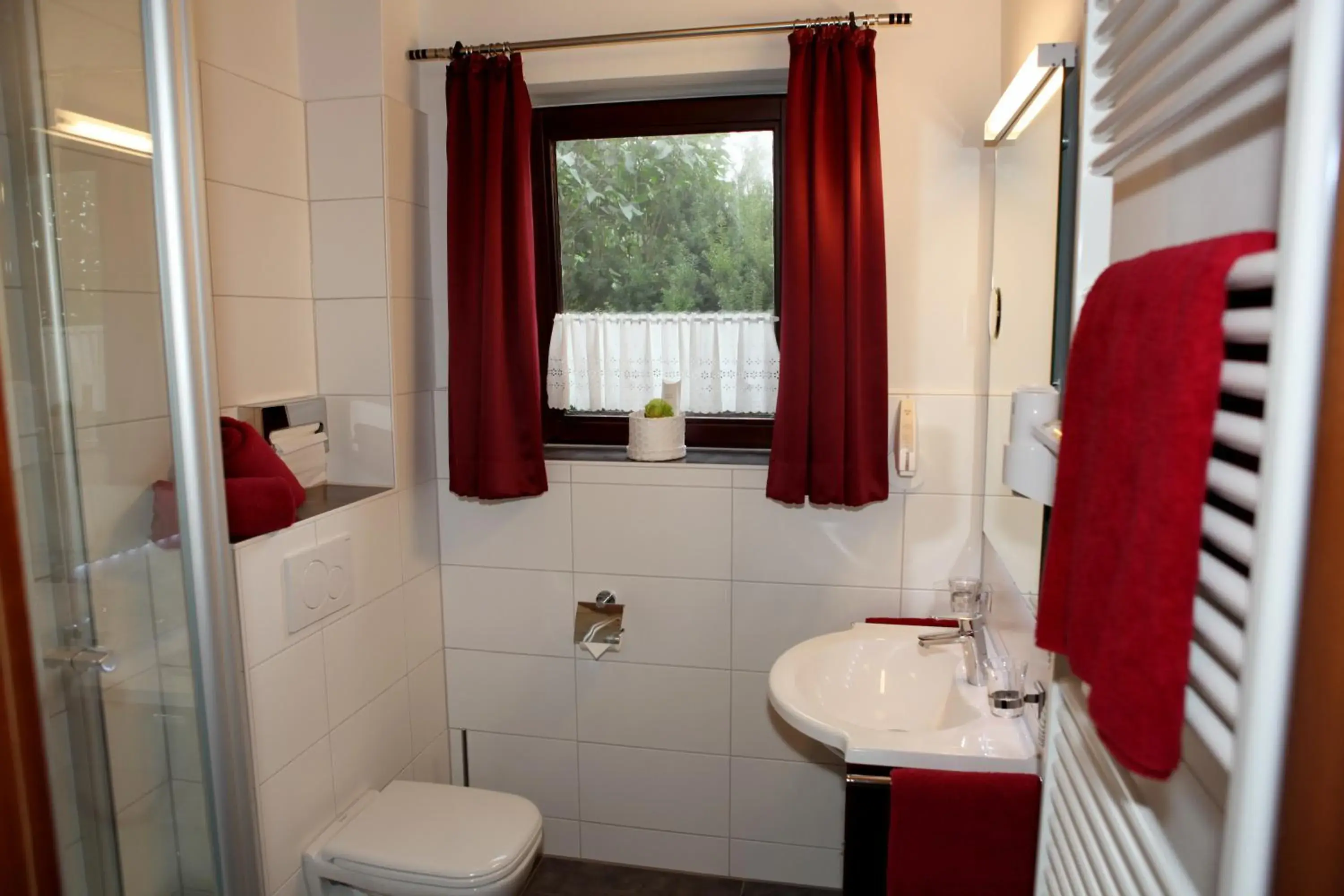 Double Room with Balcony in Room and kitchen im Katerberg Double Room with Balcony in Room and kitchen im Katerberg