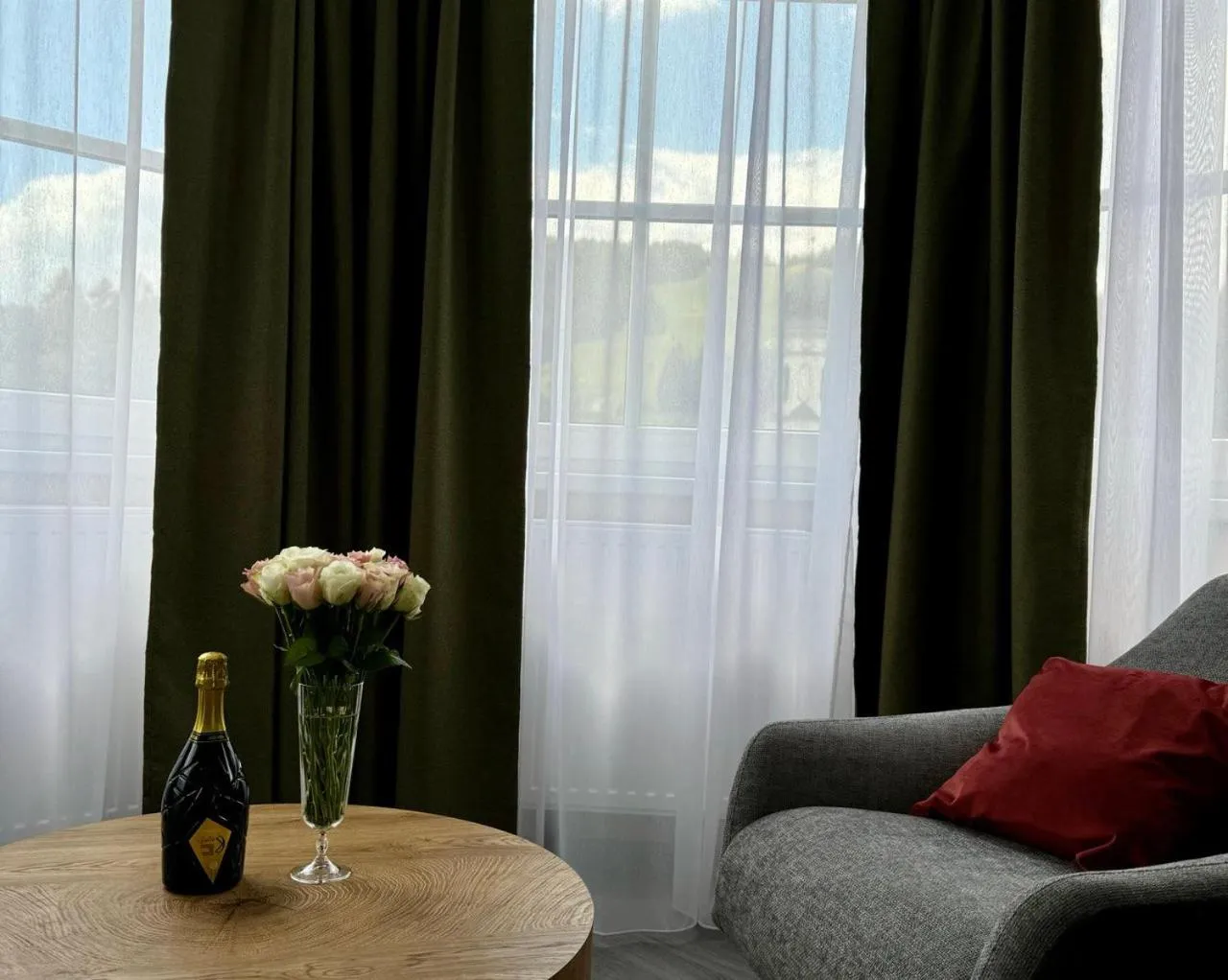 Seating area in Mountains Hotel