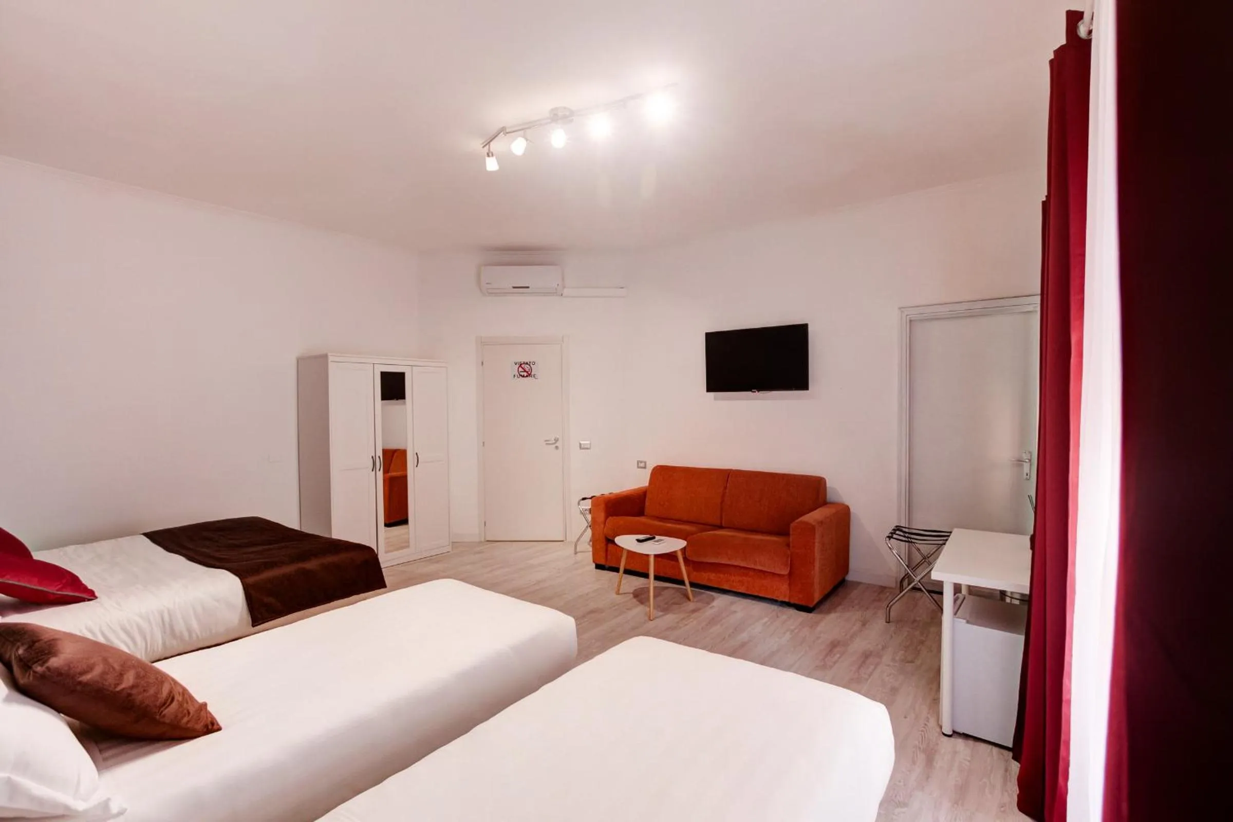 Photo of the whole room in Apartment Rome Suite Vatican