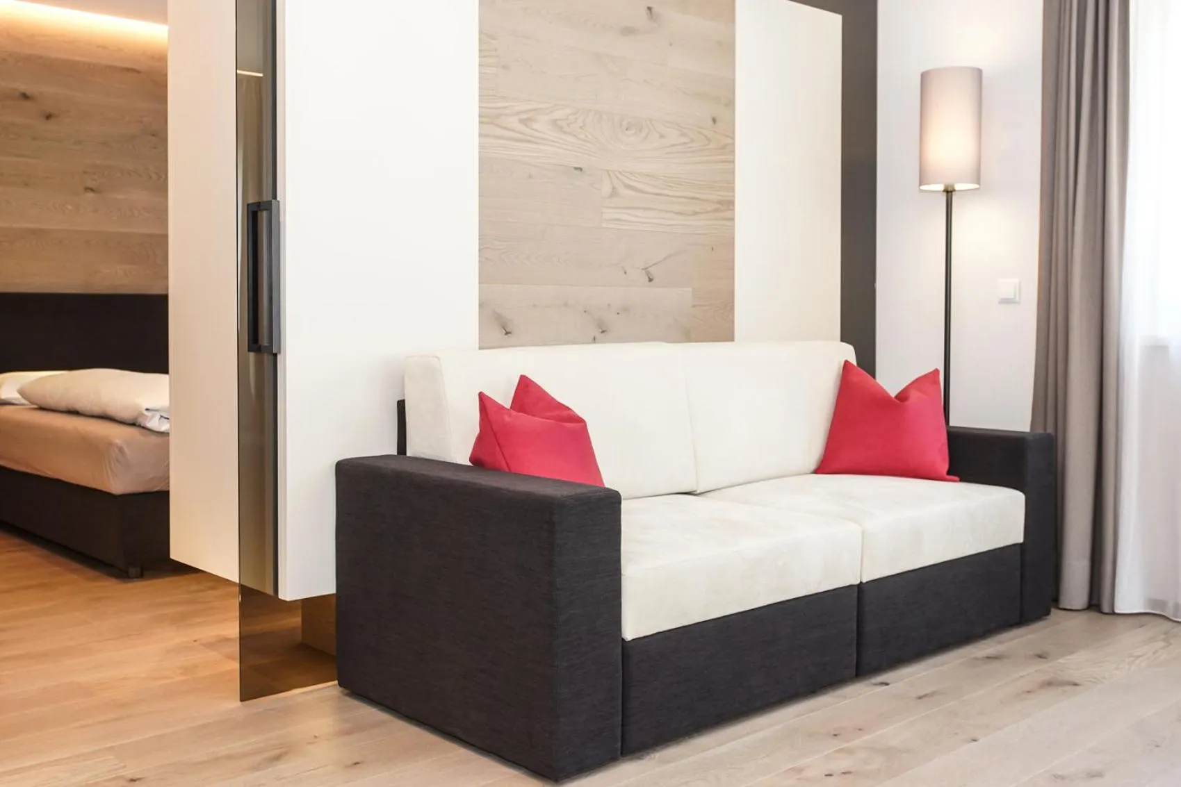 Living room, Bed in Gasthof Sonne snc