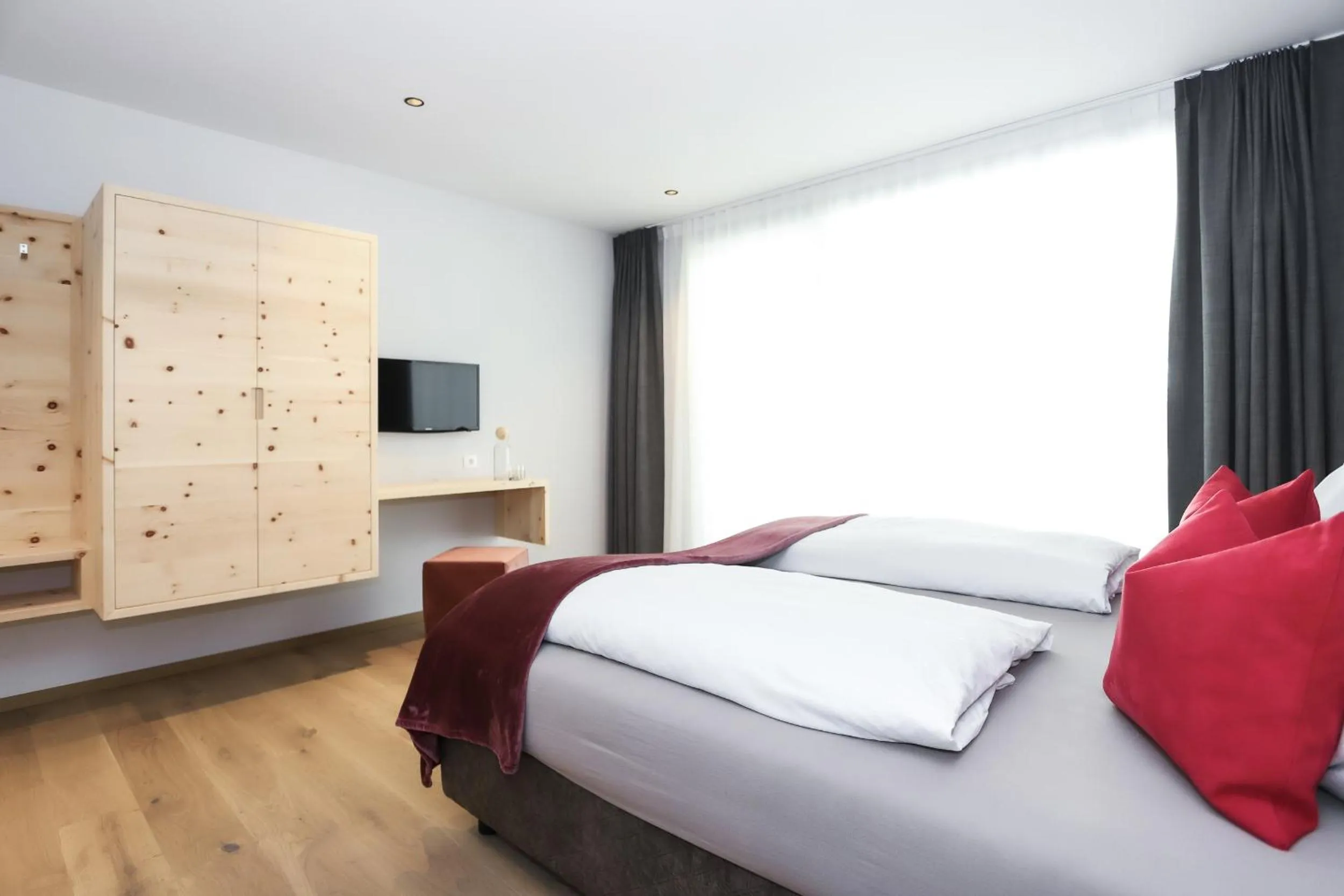 Photo of the whole room, Bed in Gasthof Sonne snc