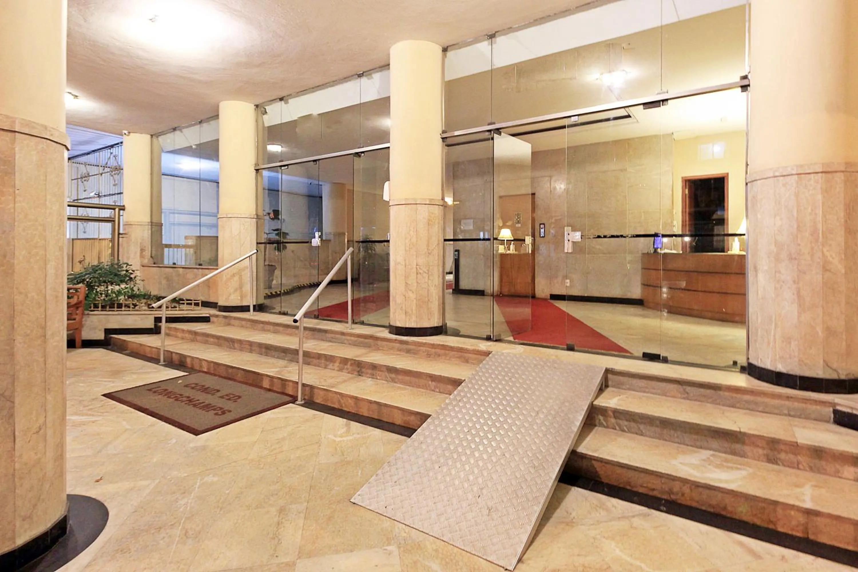 Staff in Rio Spot Homes Copacabana D050