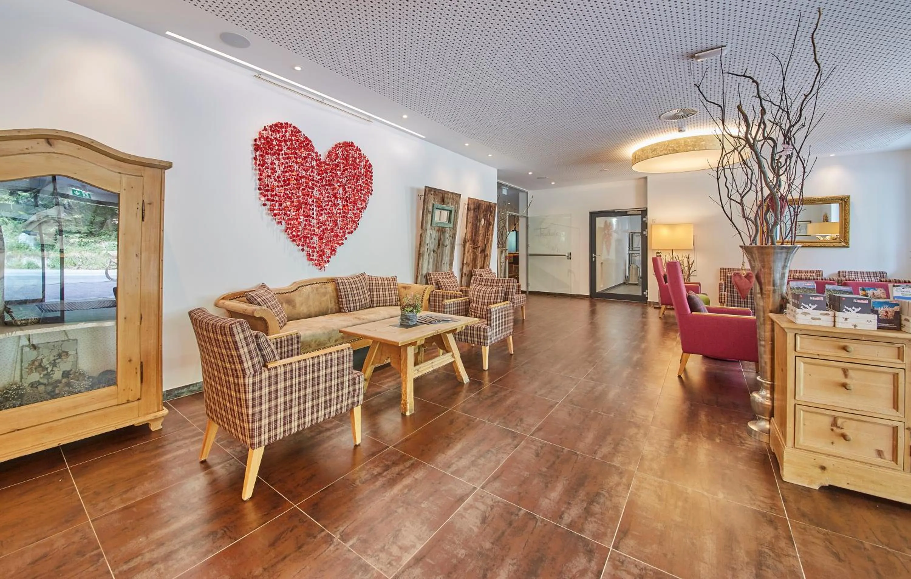 Lobby or reception in AlpenParks Hotel & Apartment Sonnleiten