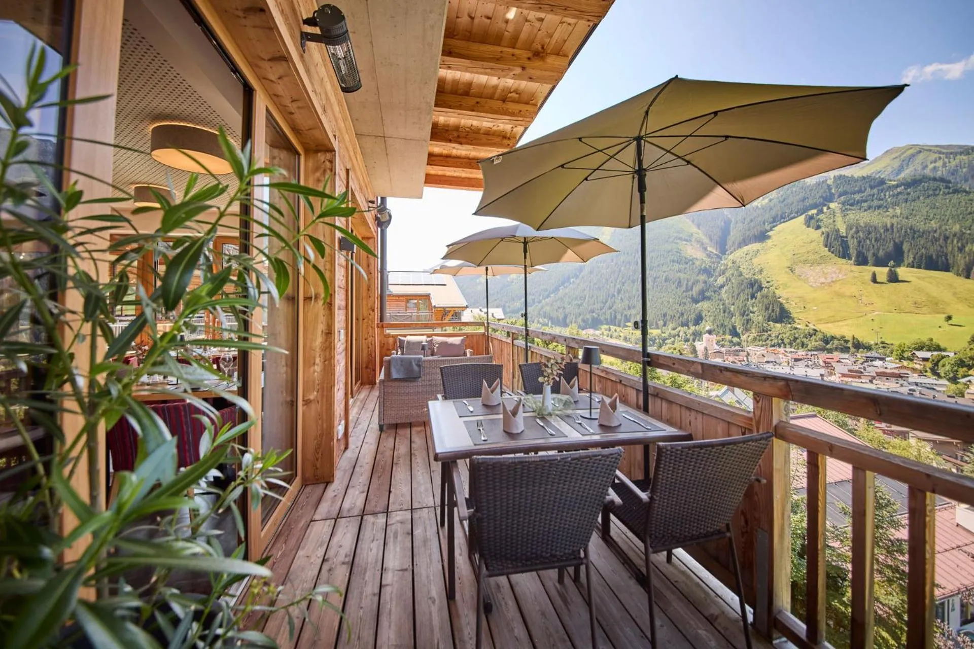 Restaurant/places to eat in AlpenParks Hotel & Apartment Sonnleiten