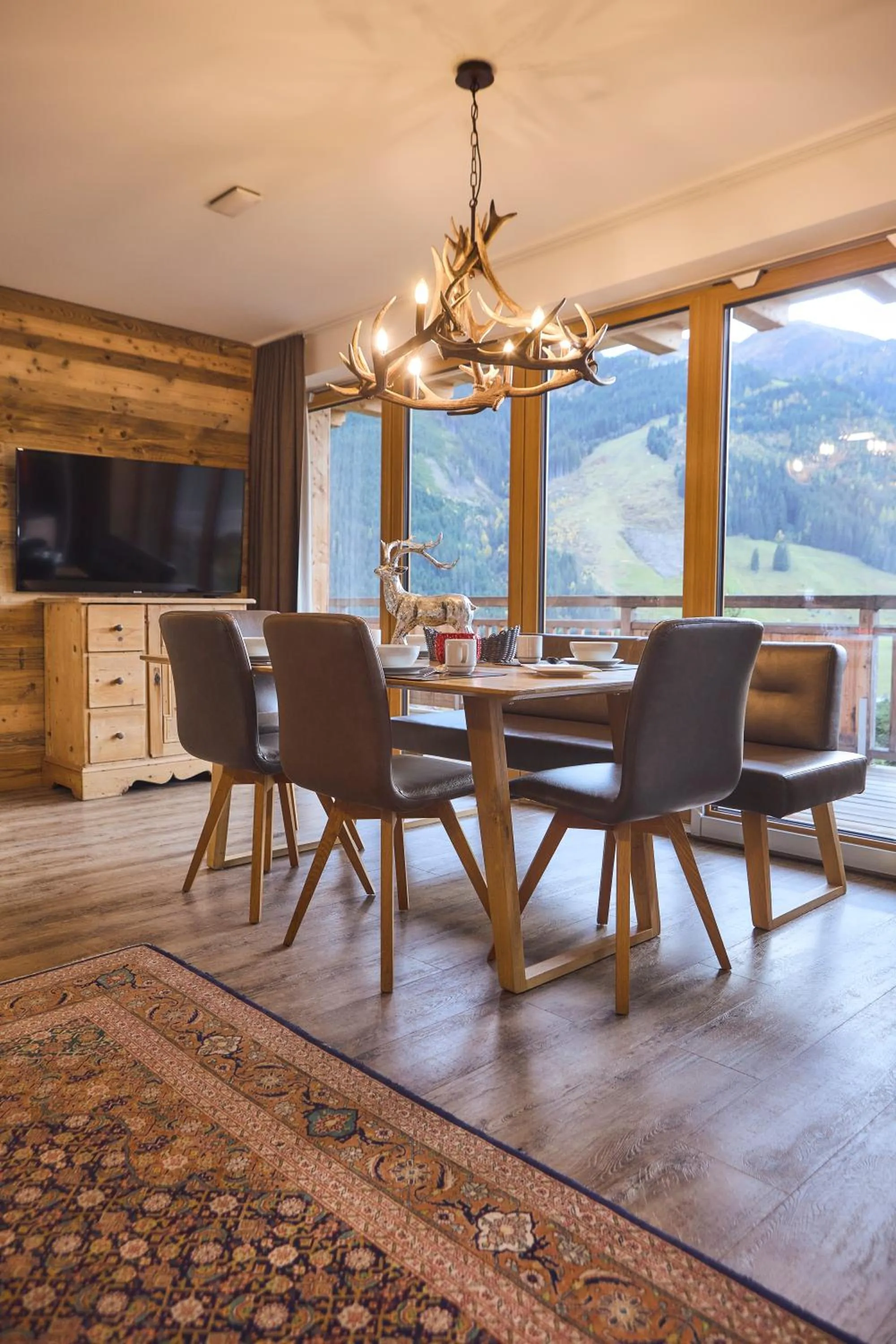 Photo of the whole room in AlpenParks Hotel & Apartment Sonnleiten