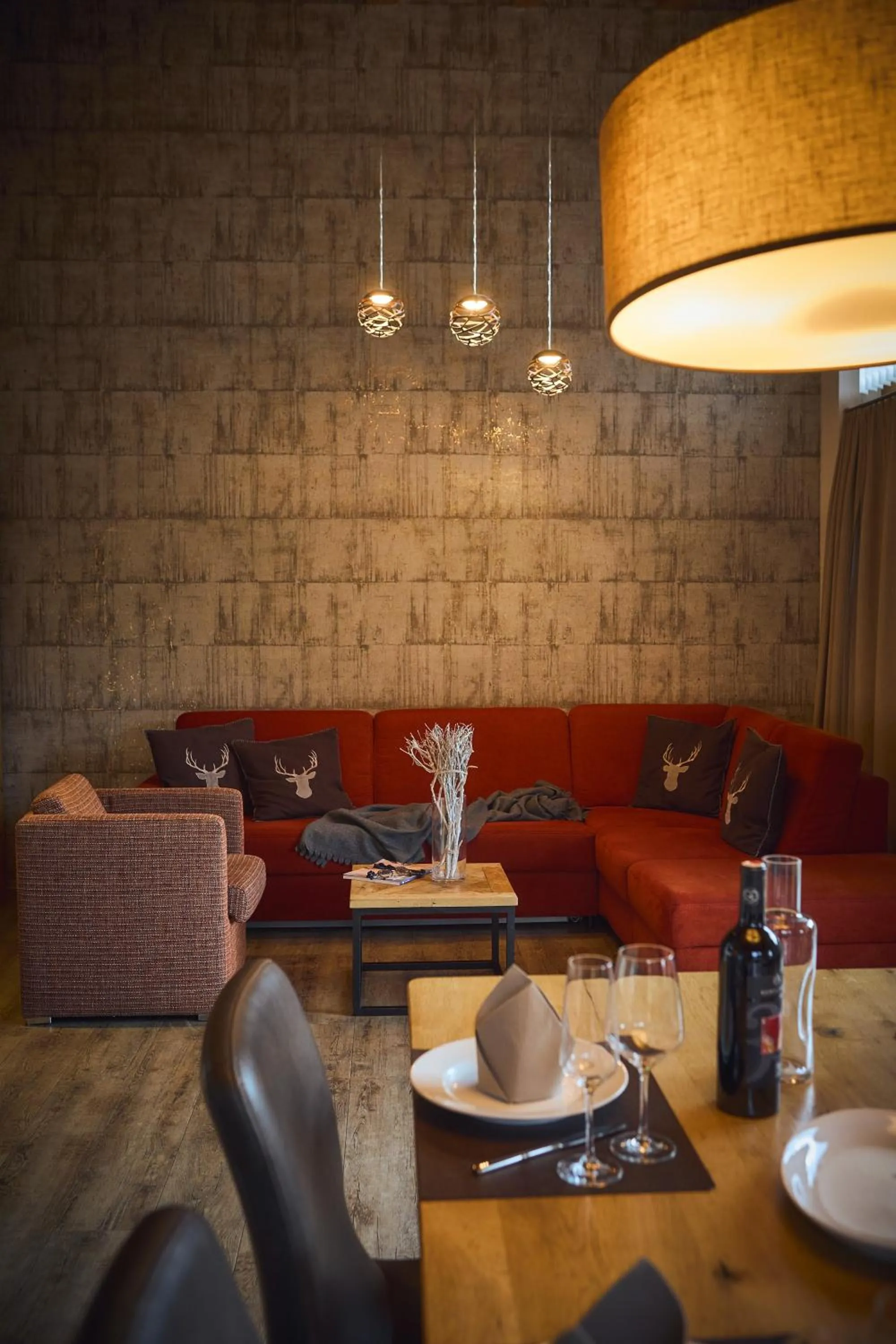 TV and multimedia in AlpenParks Hotel & Apartment Sonnleiten