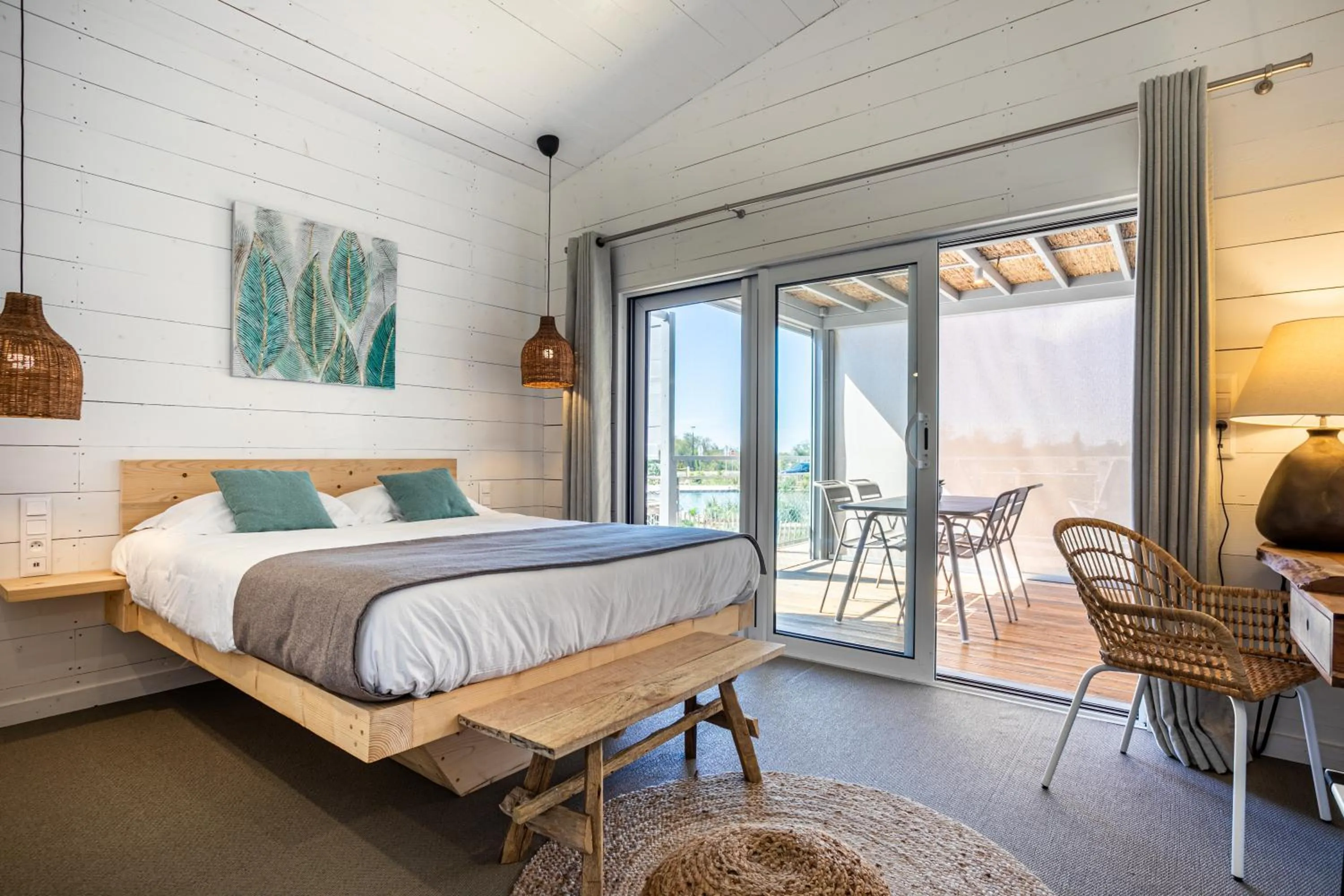 Bedroom, Bed in Lodges de Camargue