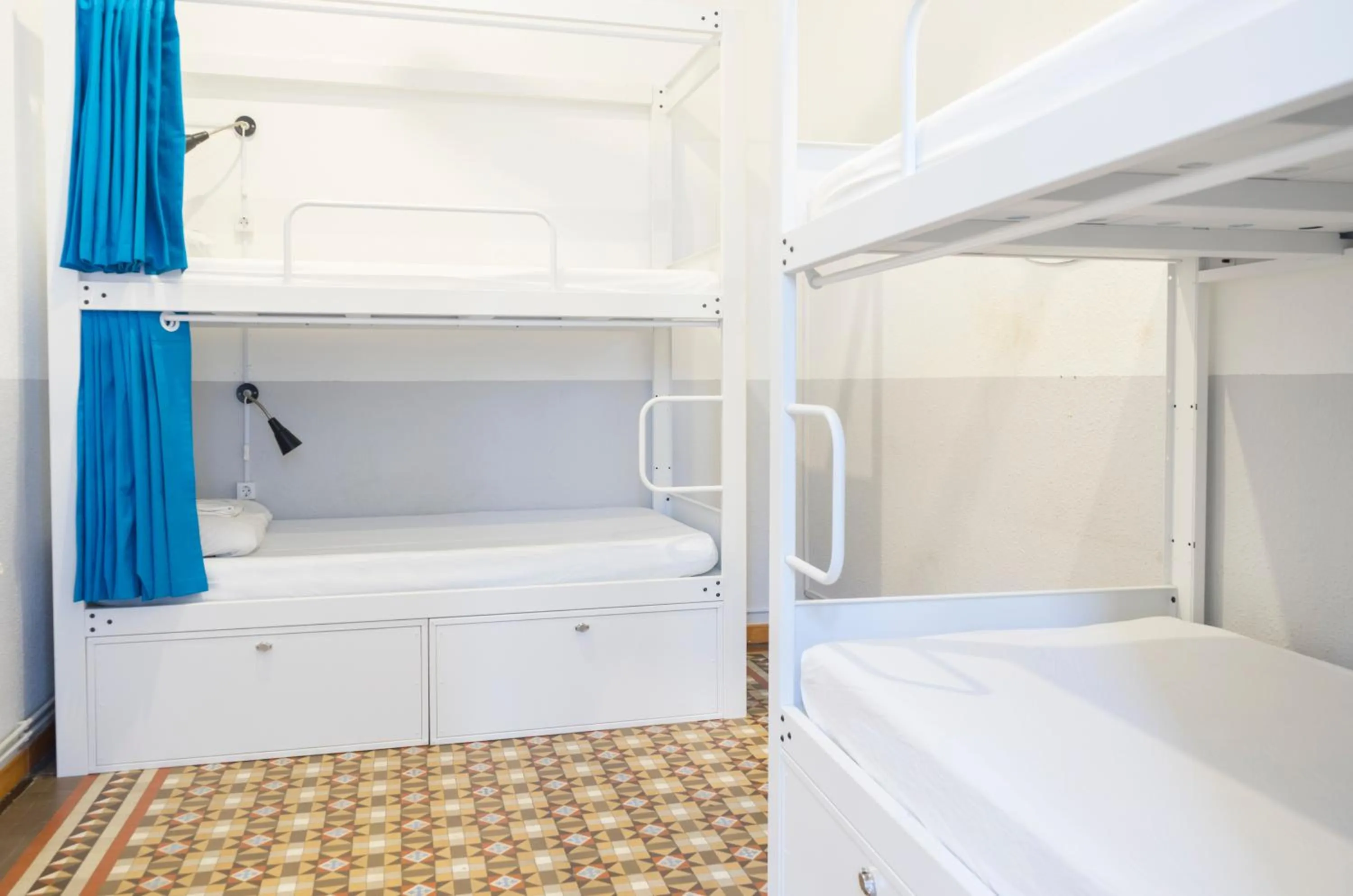 Bedroom, Bed in Soul Backpackers Barcelona