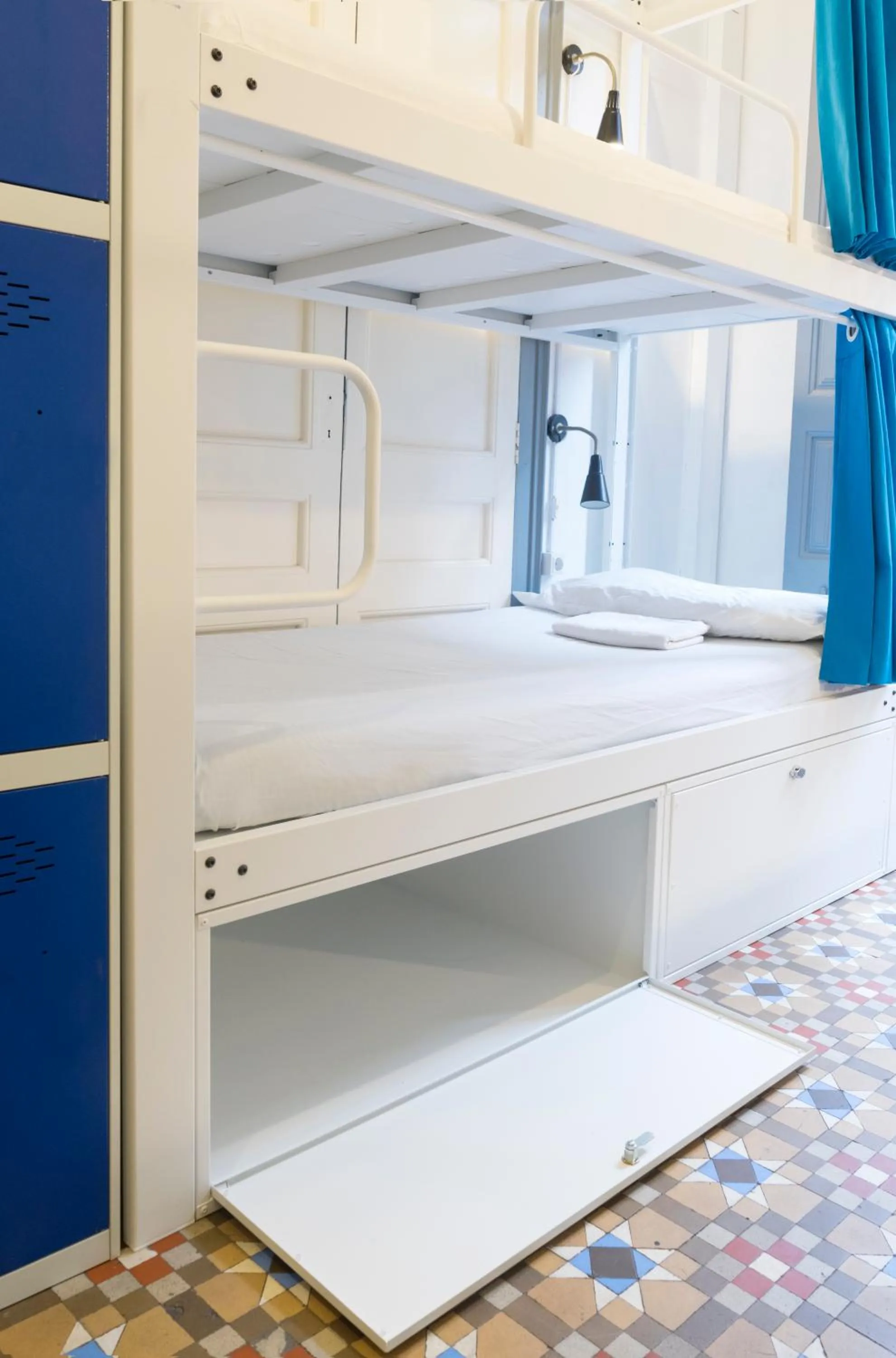 bunk bed in Soul Backpackers Barcelona