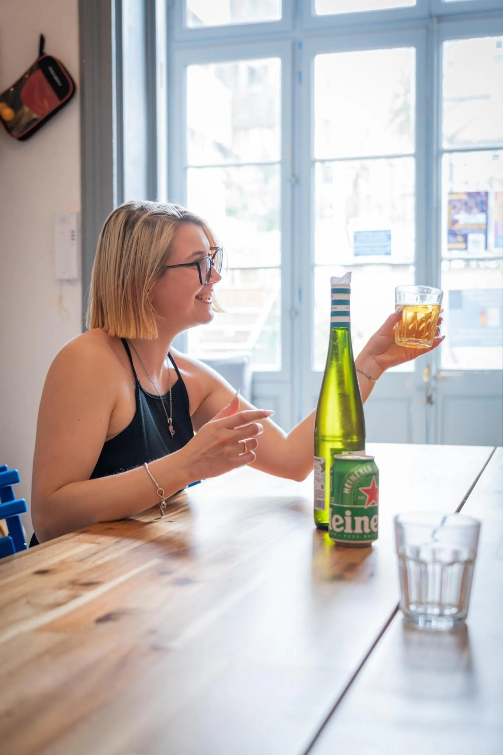 Dining area in Soul Backpackers Barcelona