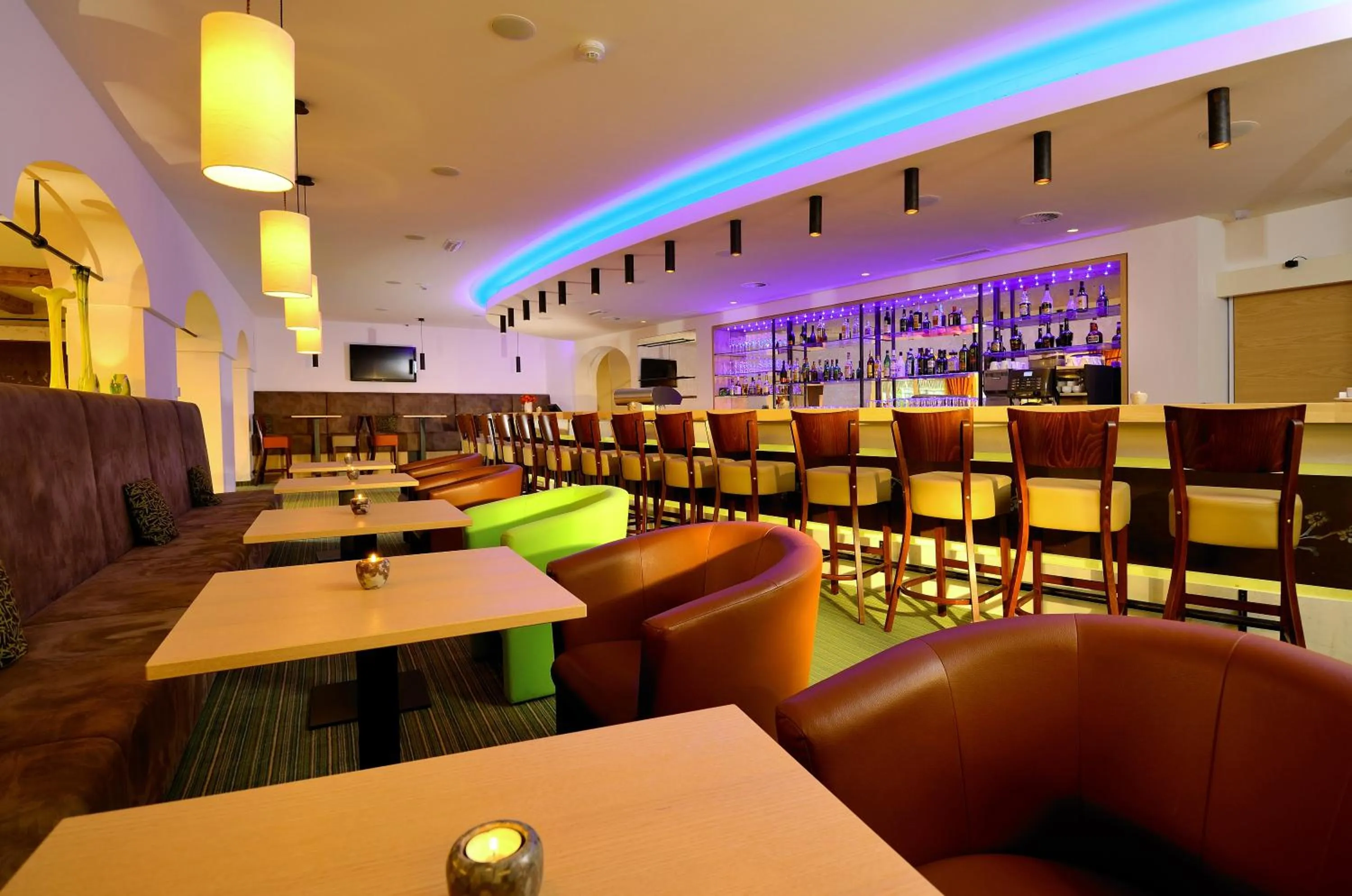 Lounge or bar in Hotel Leonhard