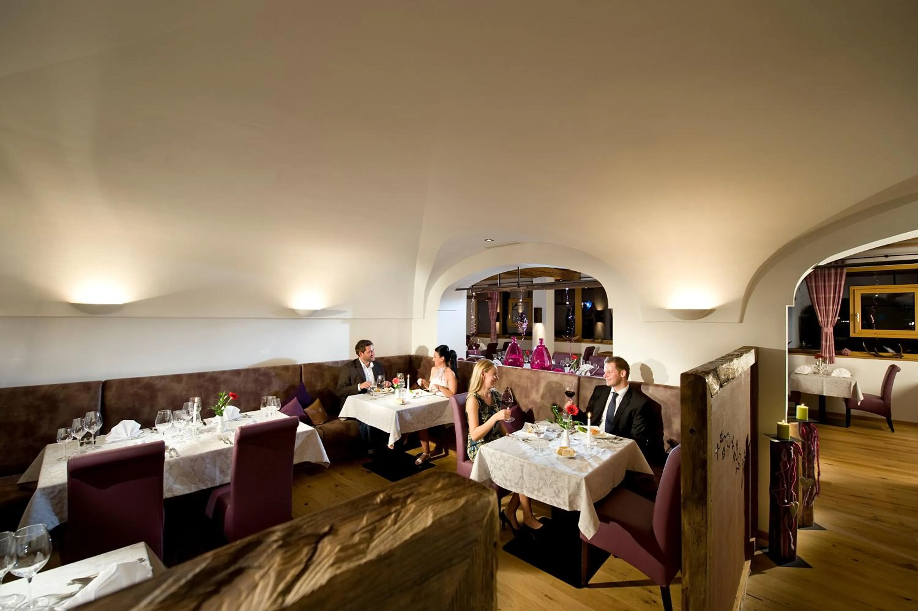 Restaurant/places to eat in Hotel Leonhard