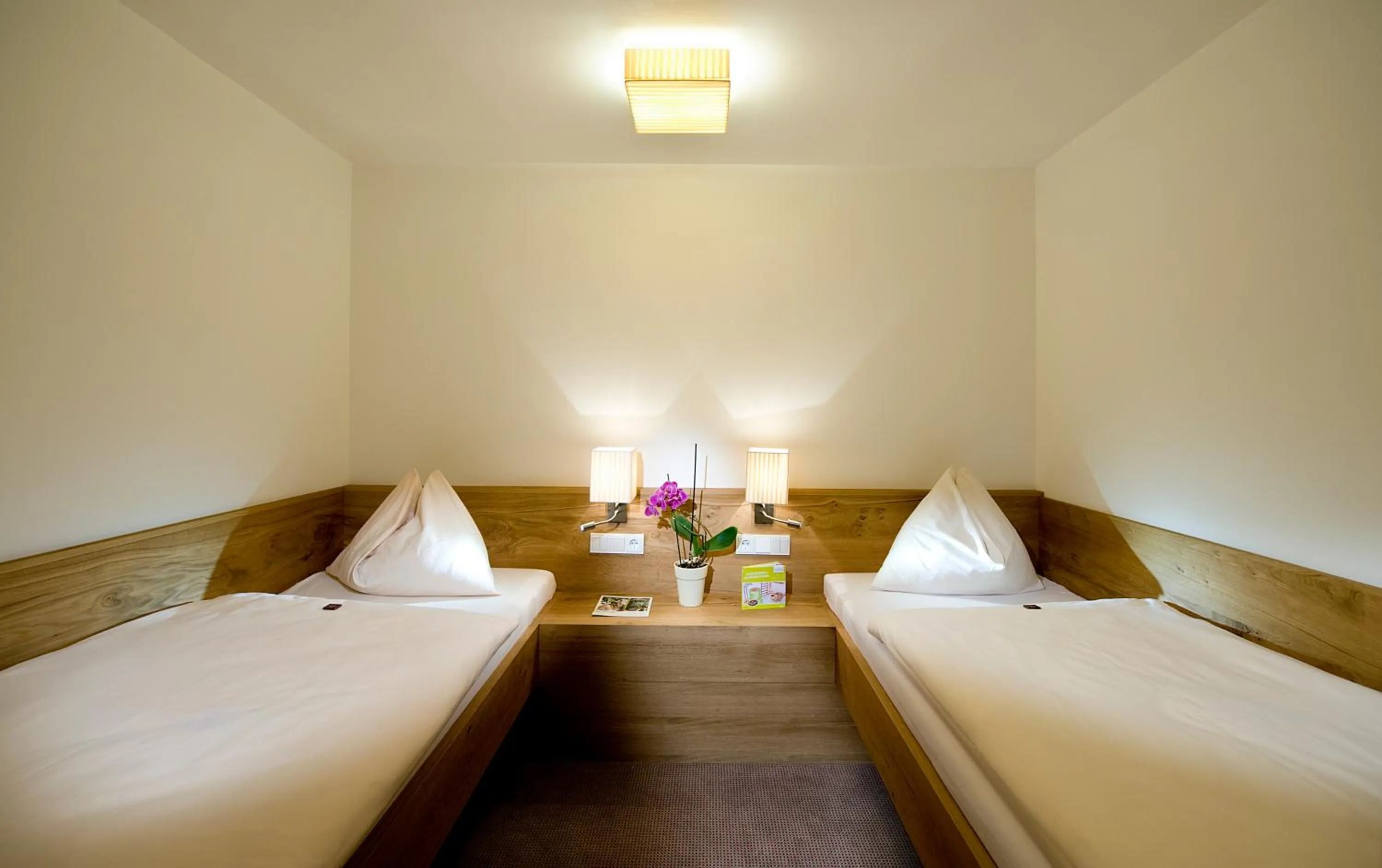 Bed in Hotel Leonhard