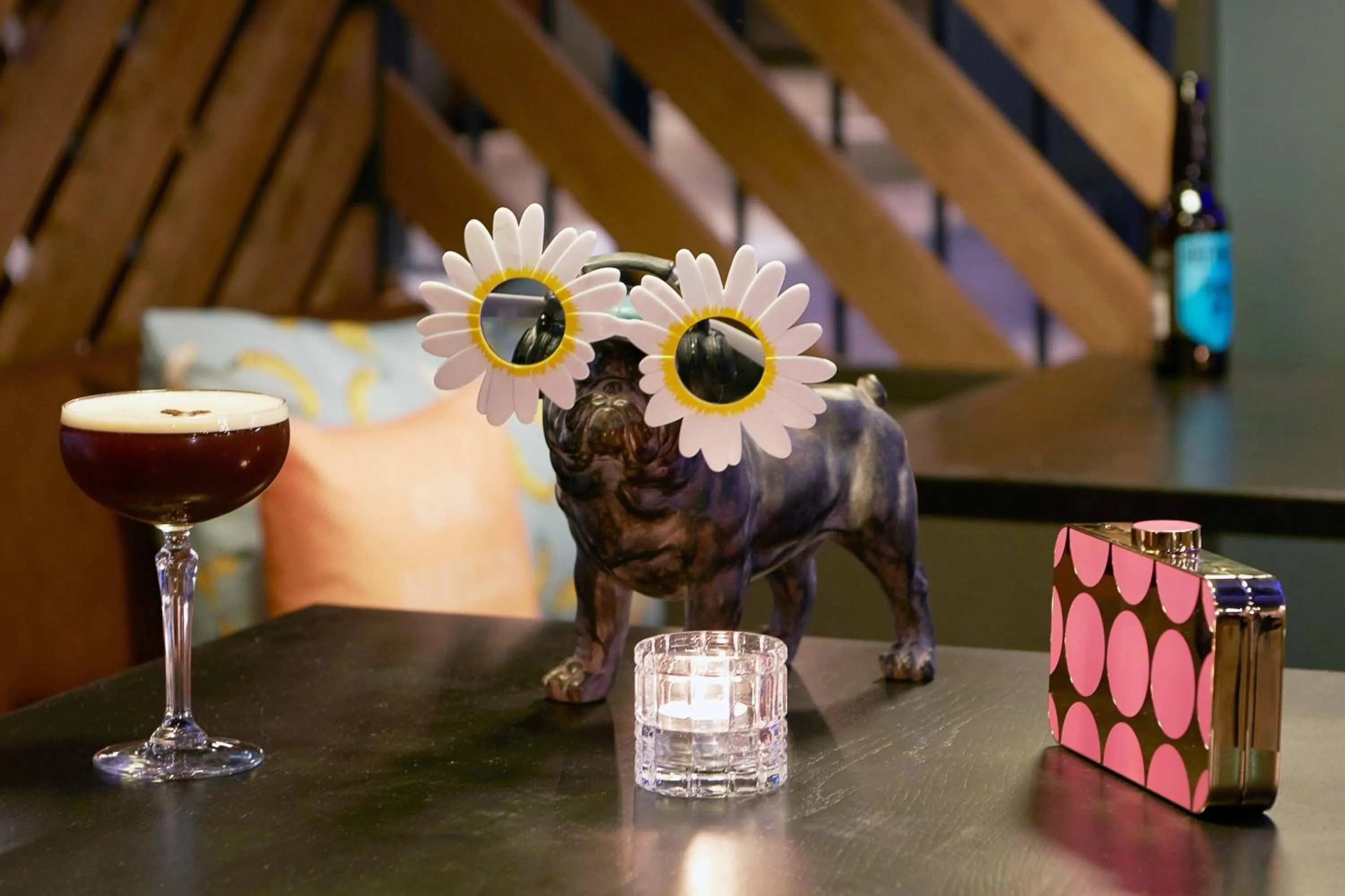 Lounge or bar in Moxy Edinburgh Fountainbridge