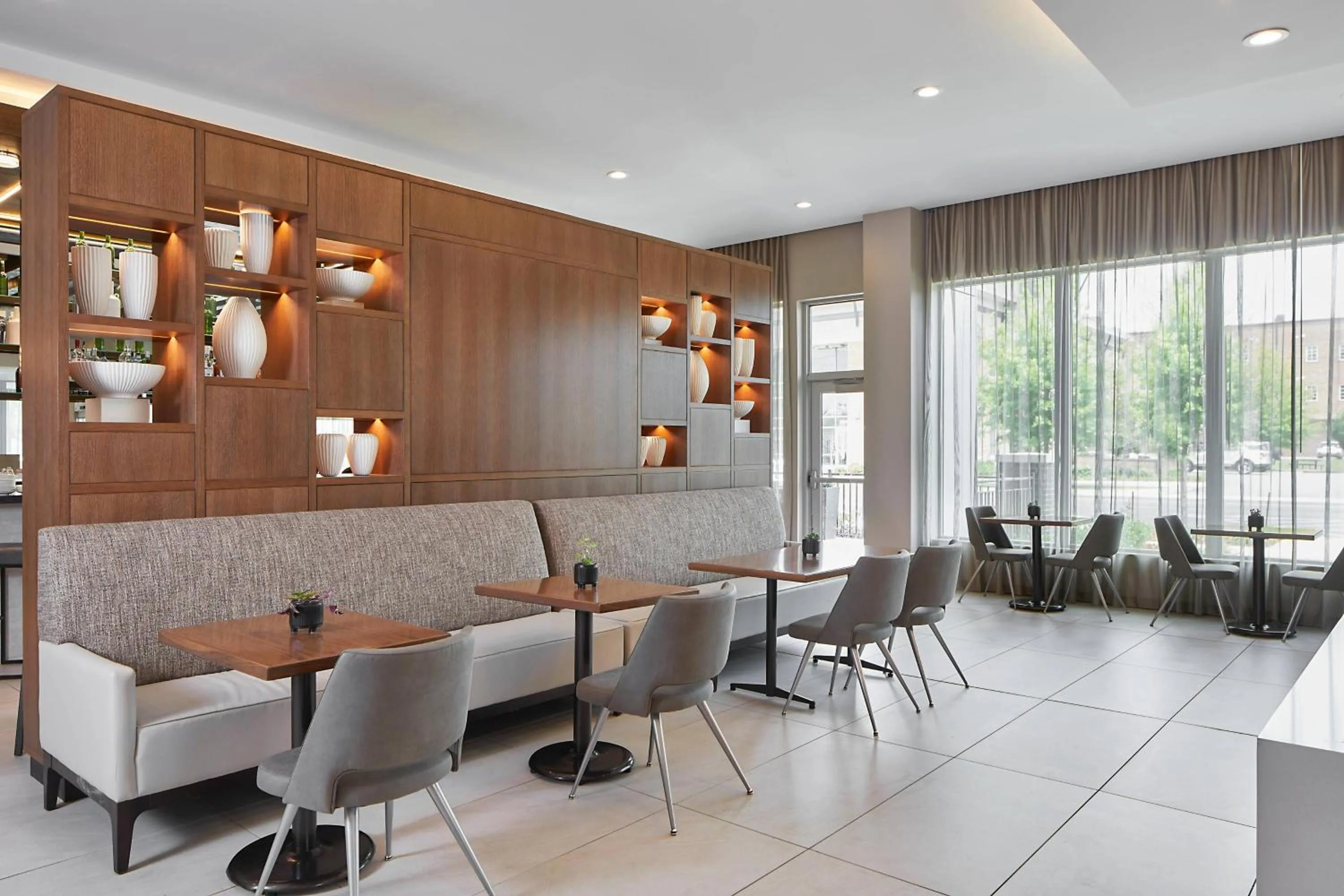 Kitchen or kitchenette in AC Hotel by Marriott Tuscaloosa Downtown