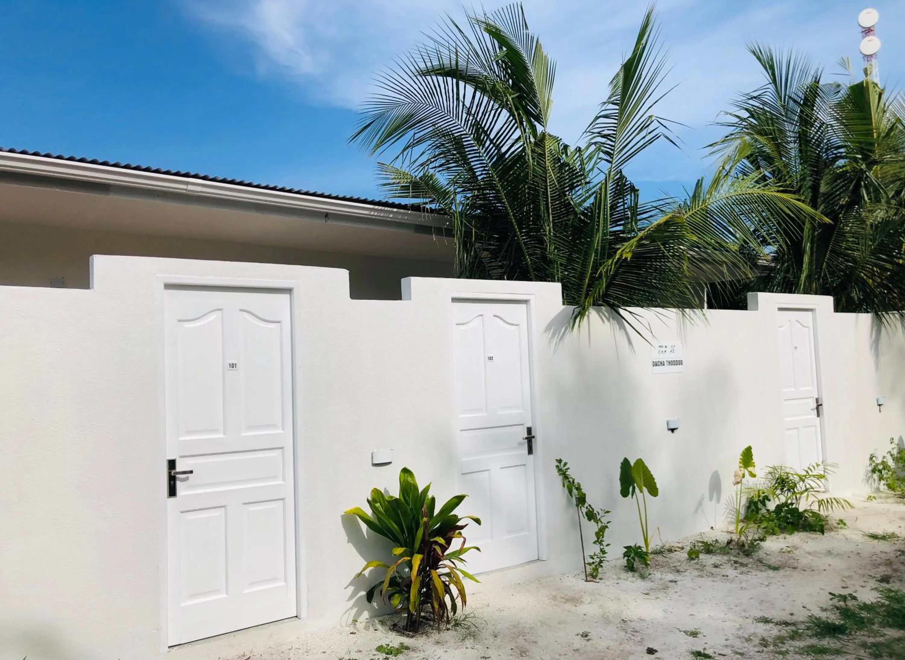 Property building in Dacha Thoddoo