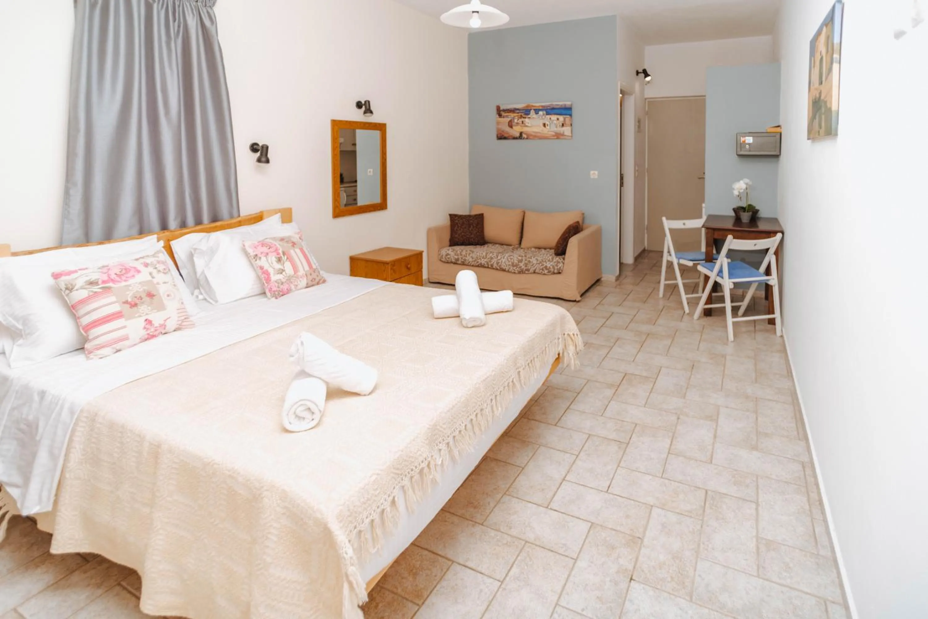 Bedroom, Bed in Aegean Apartments