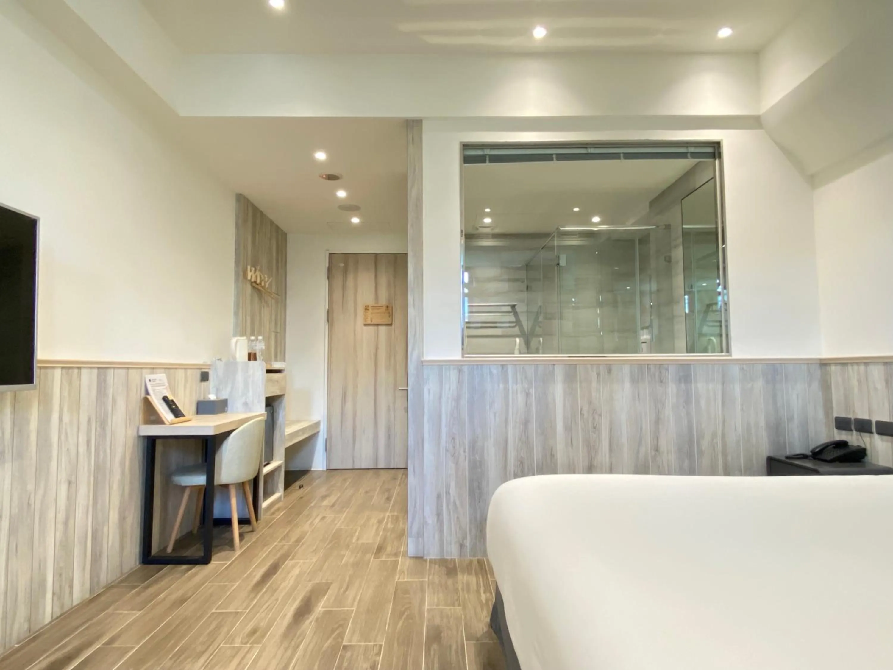 Bedroom in Shineworld 11