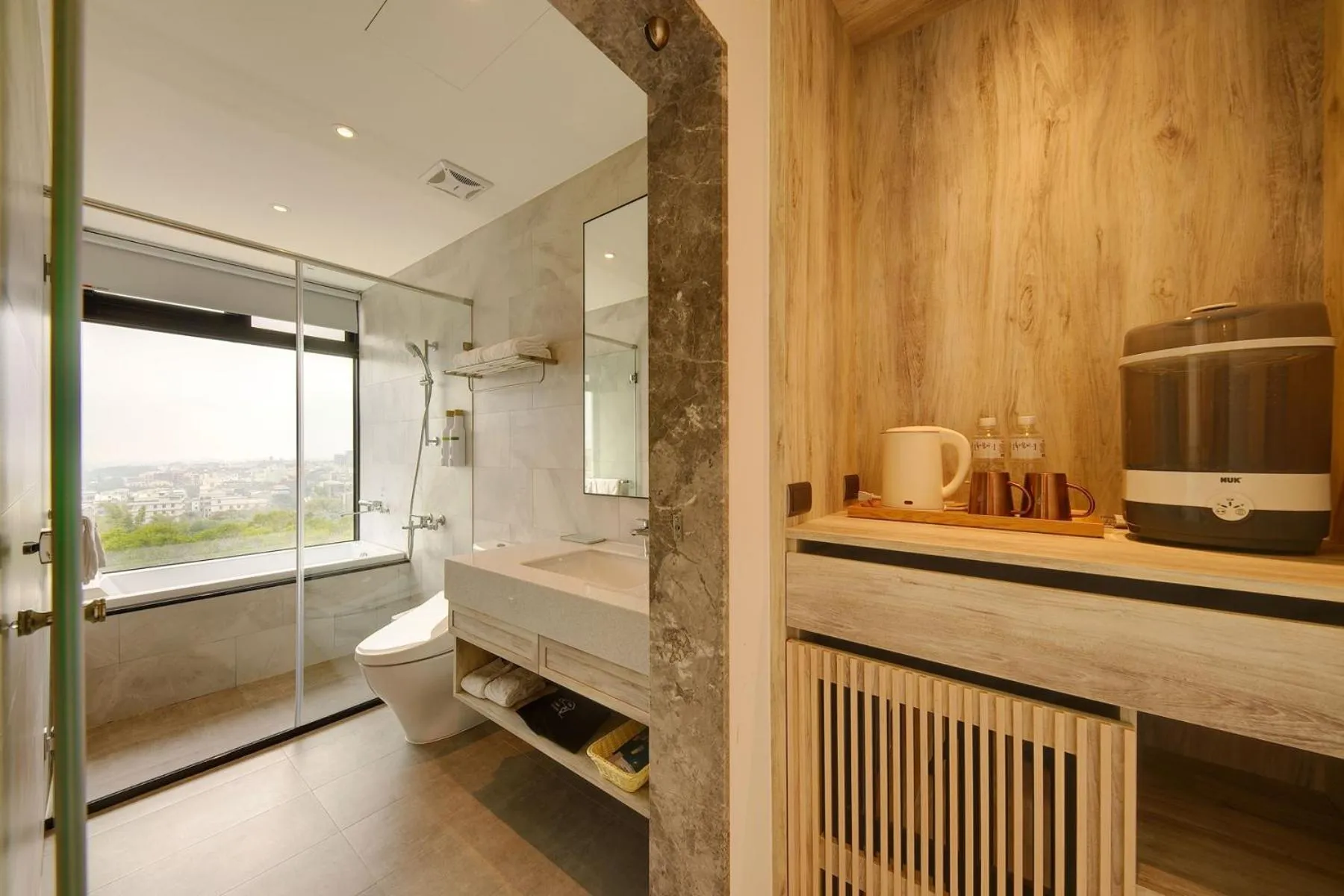 Bathroom in Shineworld 11