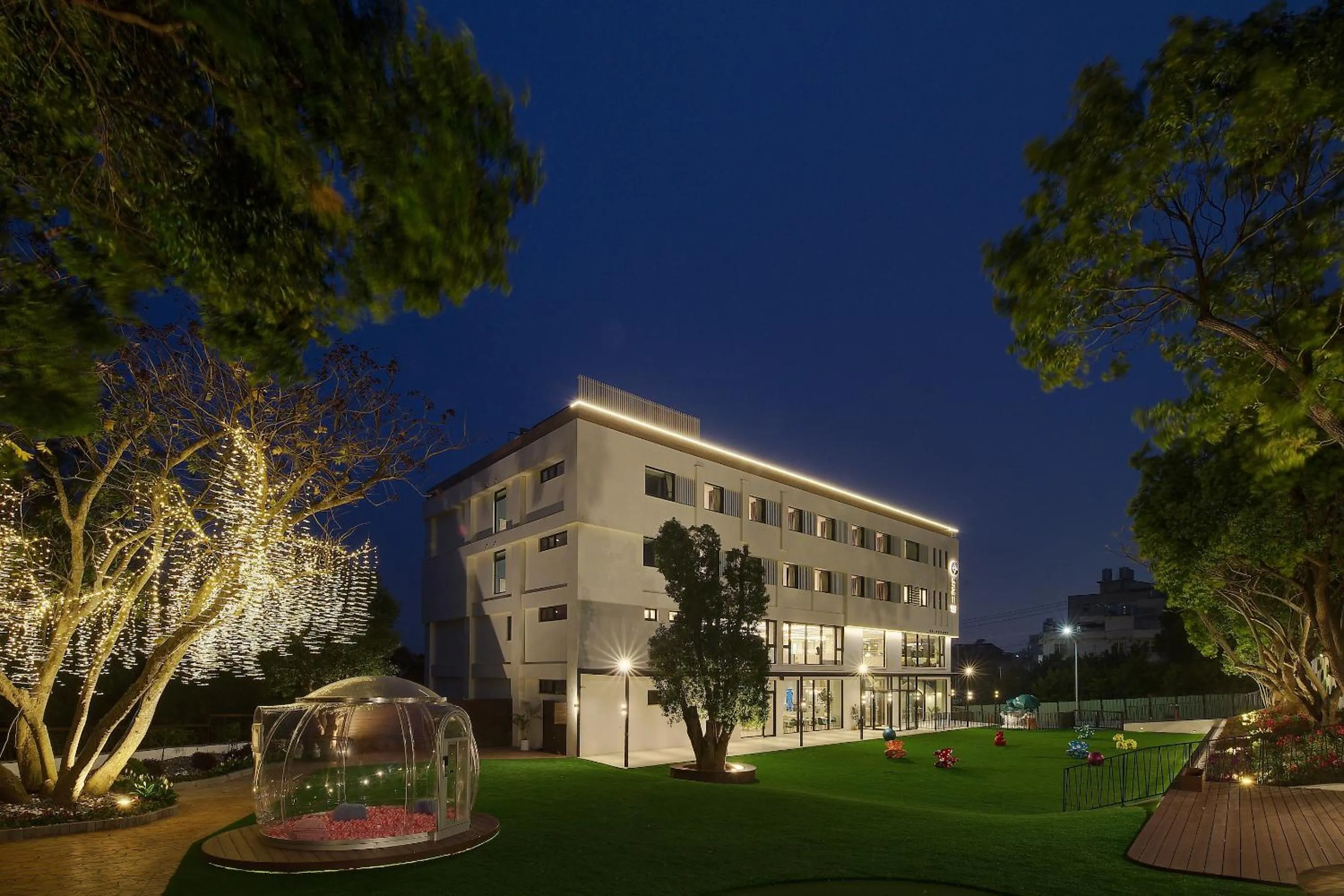 Property building in Shineworld 11