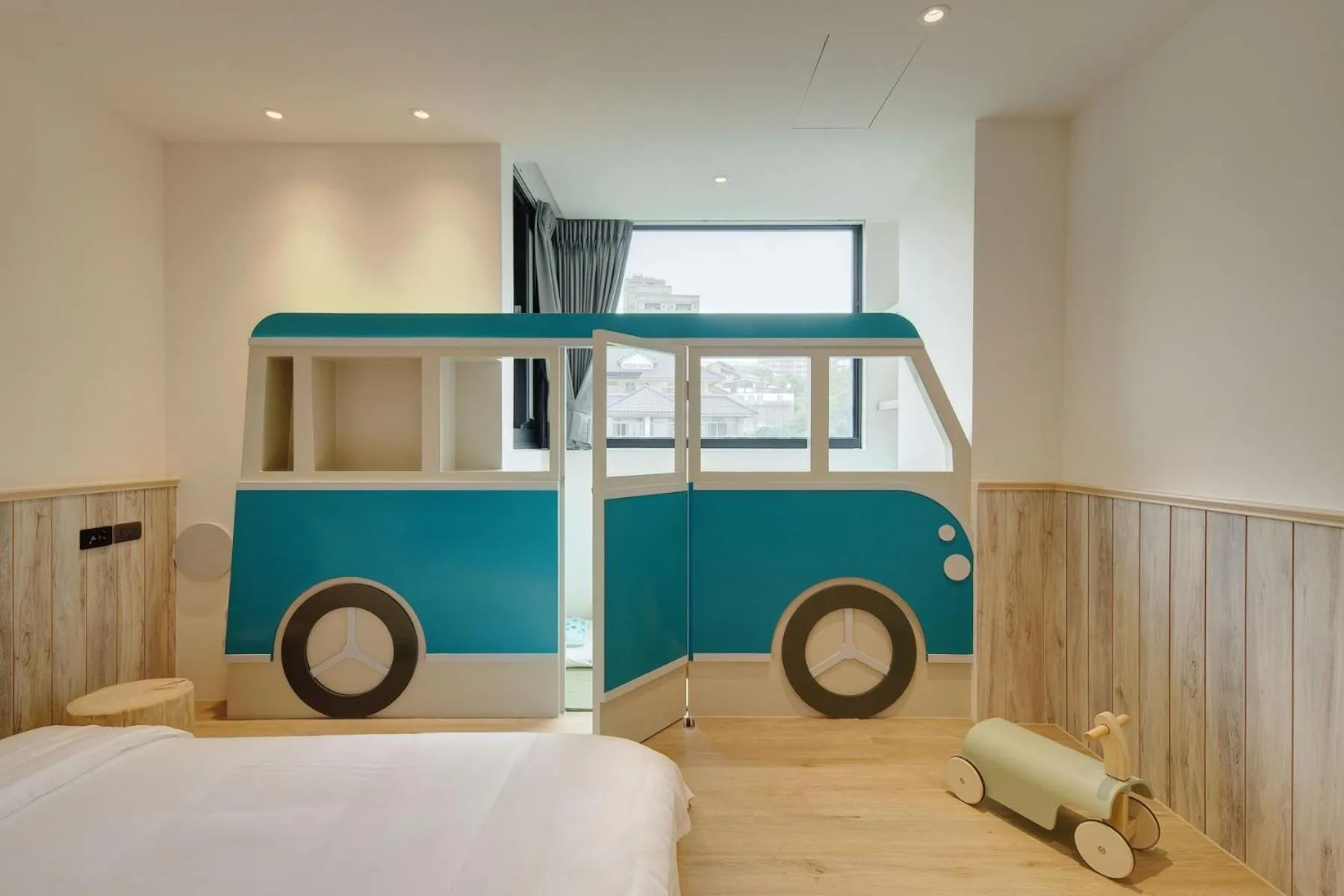 bunk bed, Bed in Shineworld 11